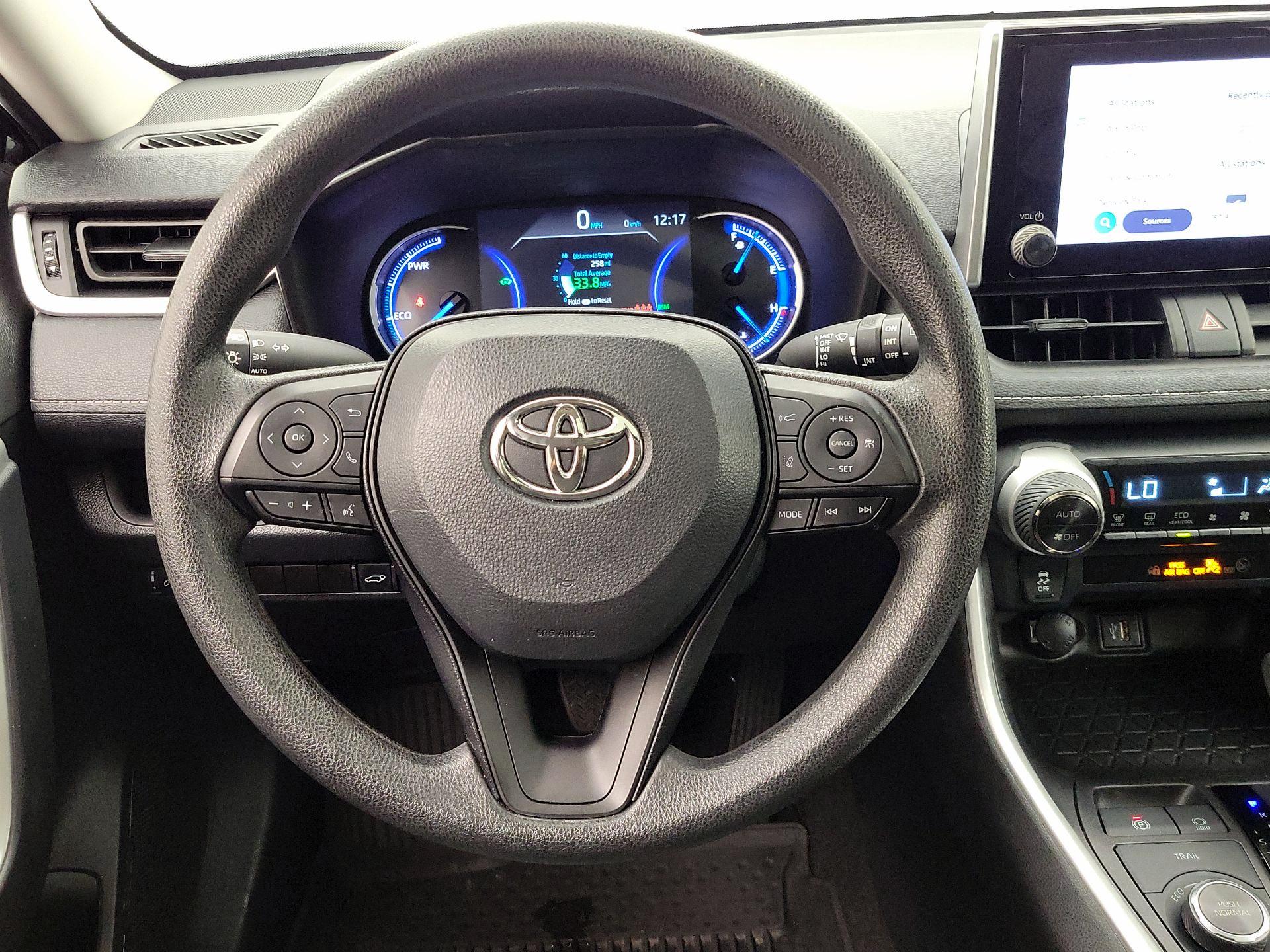 Thumbnail: 2024 Toyota RAV4 - 10