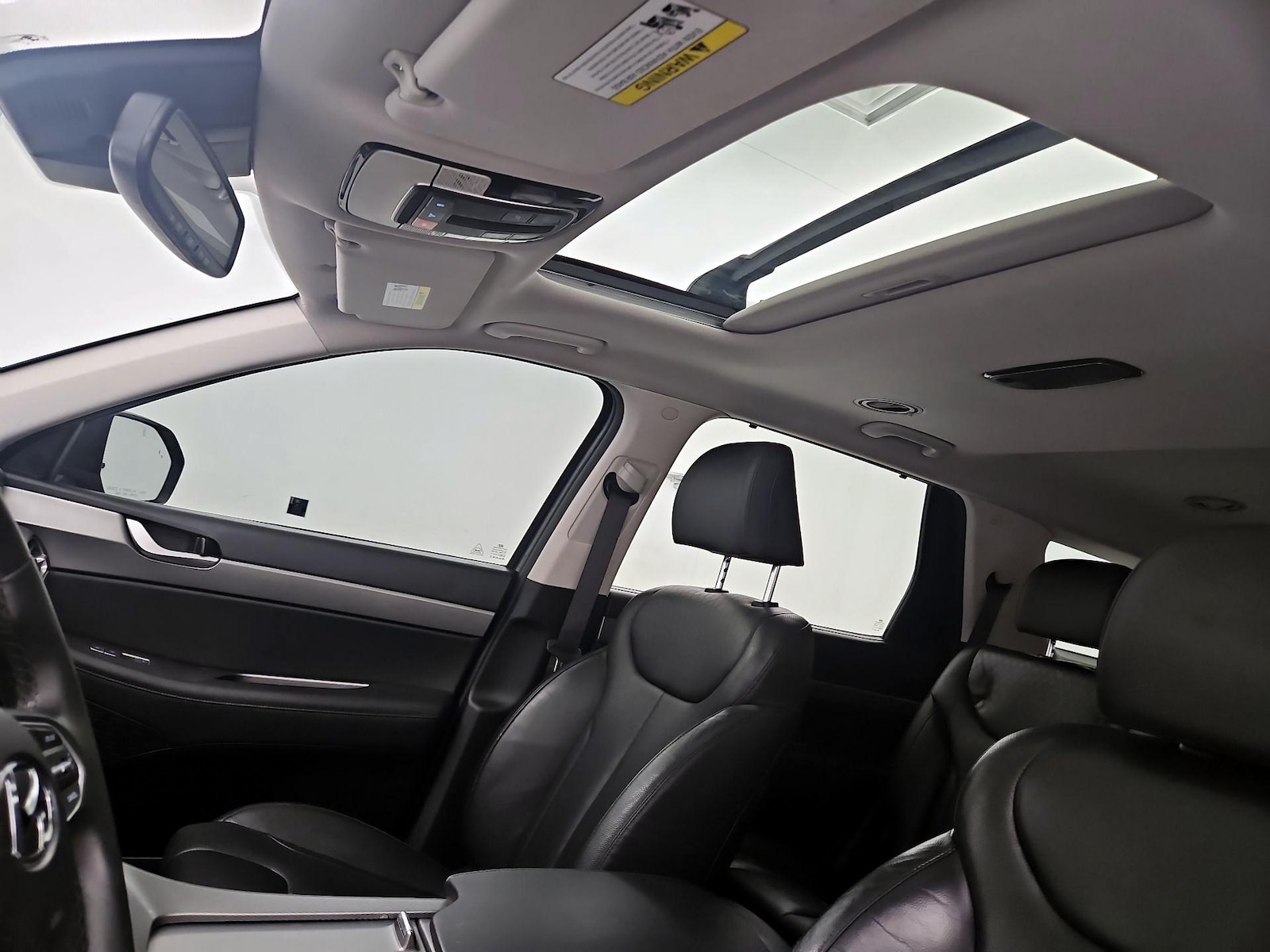 Sunroof(s) & Overhead Airbags