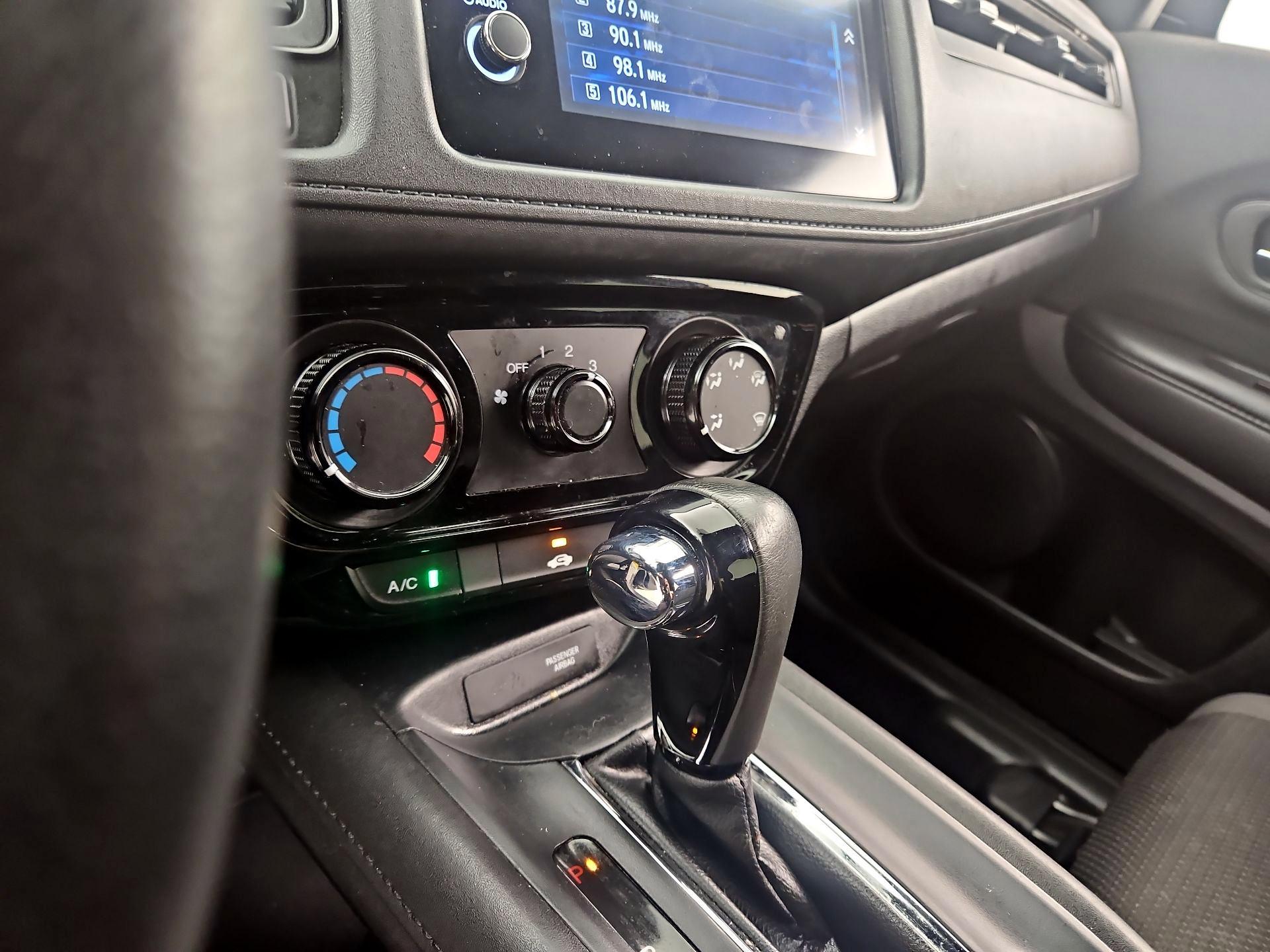 Thumbnail: 2021 Honda HR-V - 16