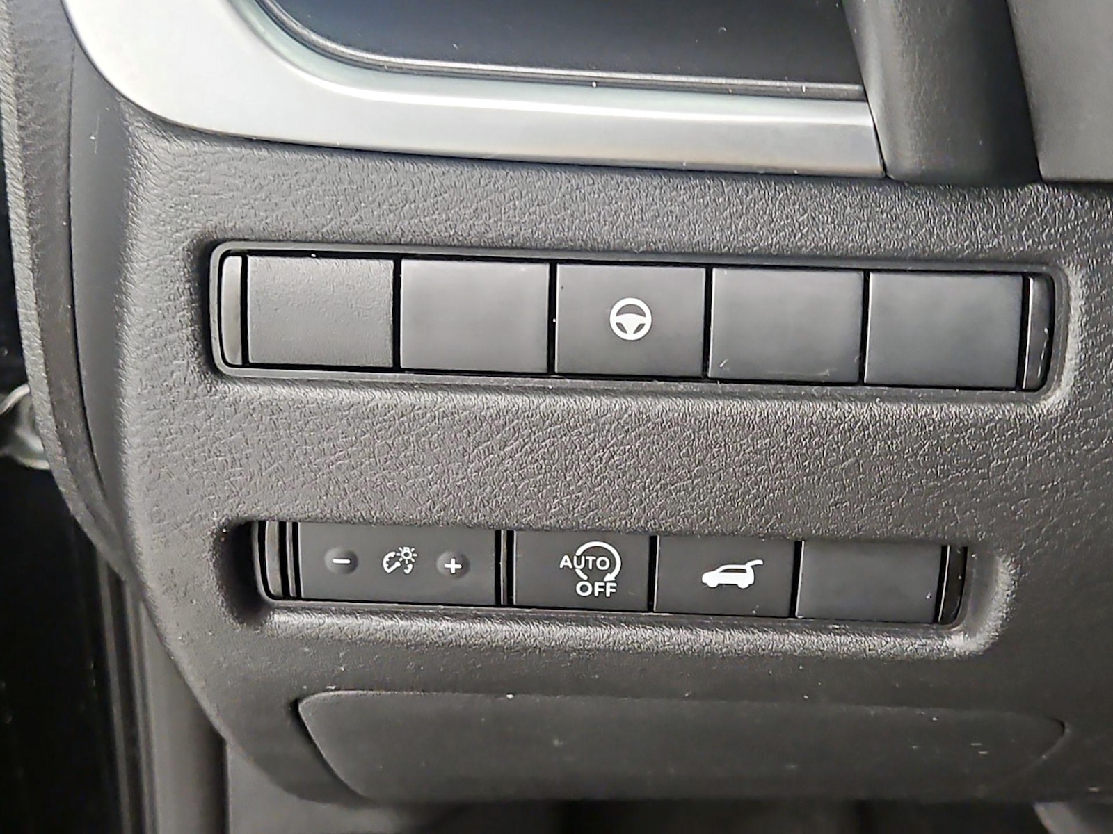 2024 Nissan Rogue SV - Photo 14