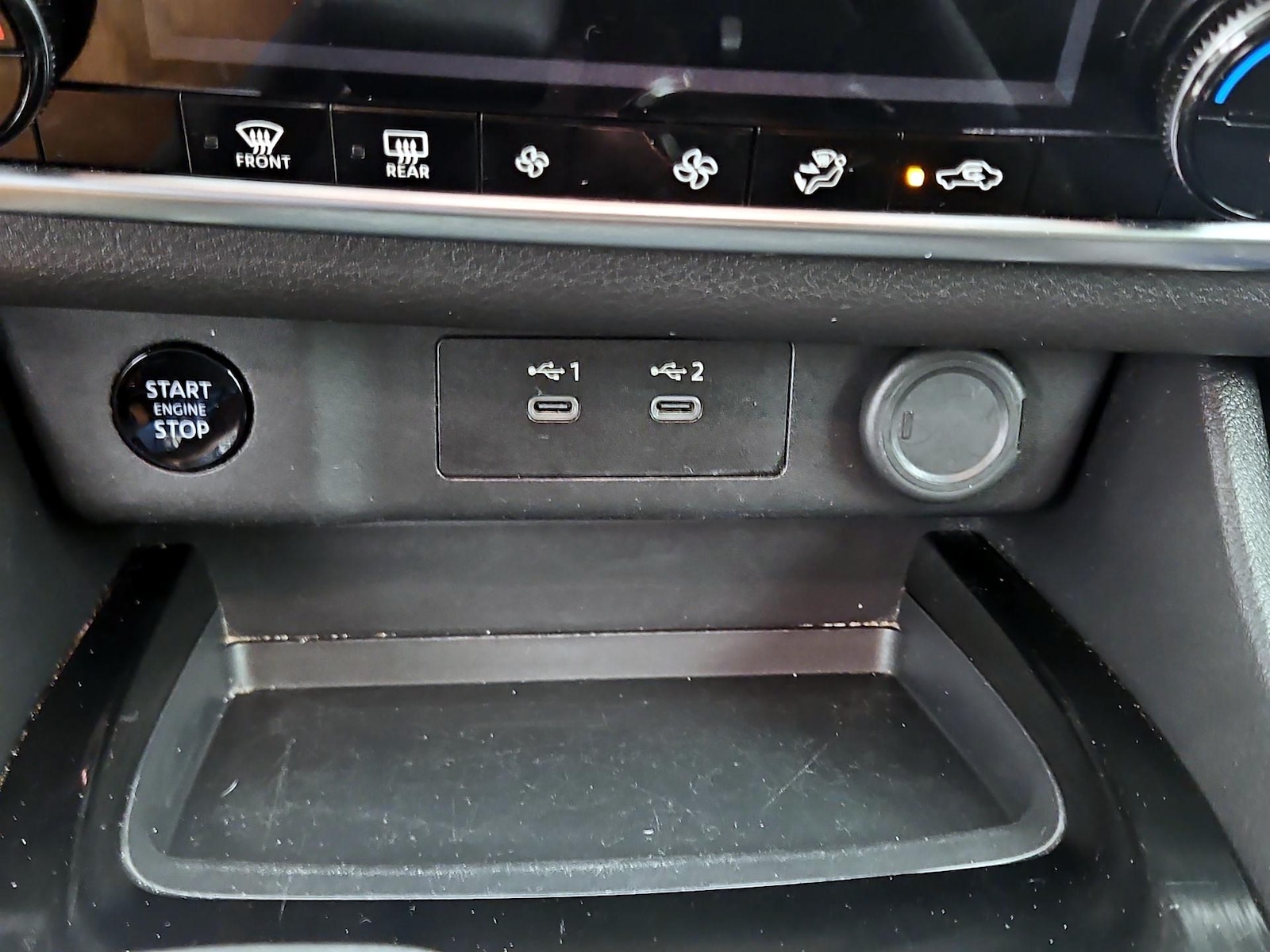 2024 Nissan Rogue SV - Photo 19