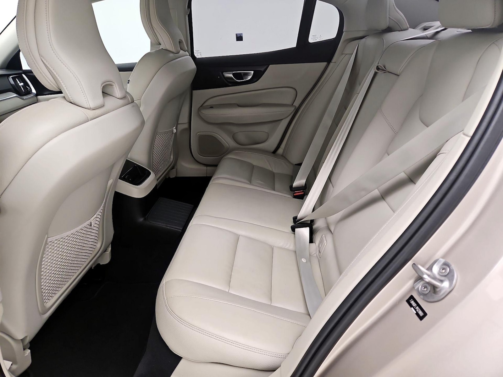 2023 Volvo S60 Plus - Photo 21