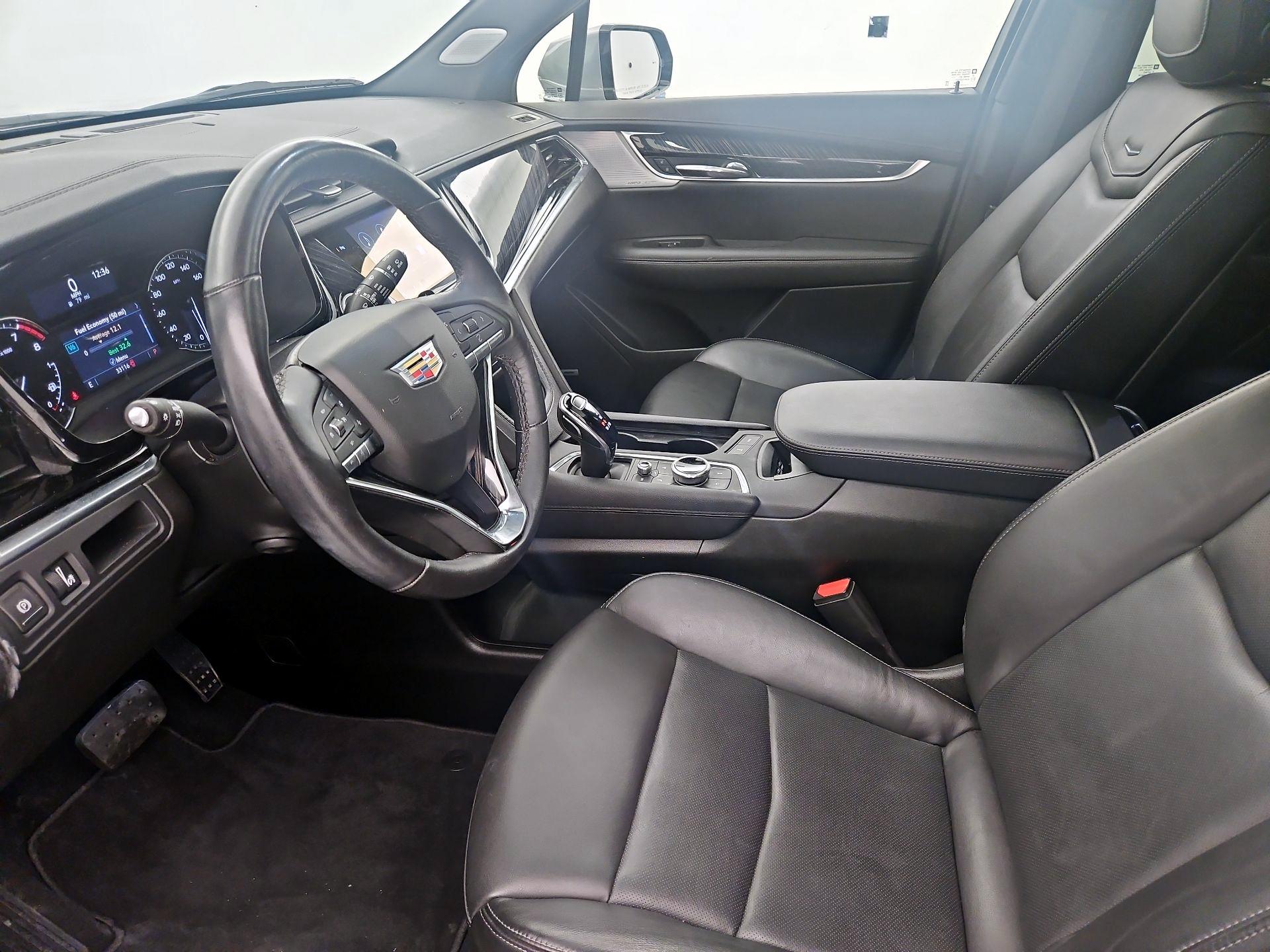 Thumbnail: 2025 Cadillac XT6 - 11