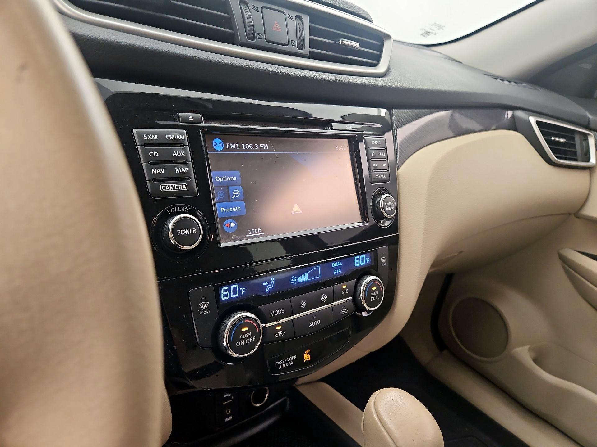 Thumbnail: 2015 Nissan Rogue - 14
