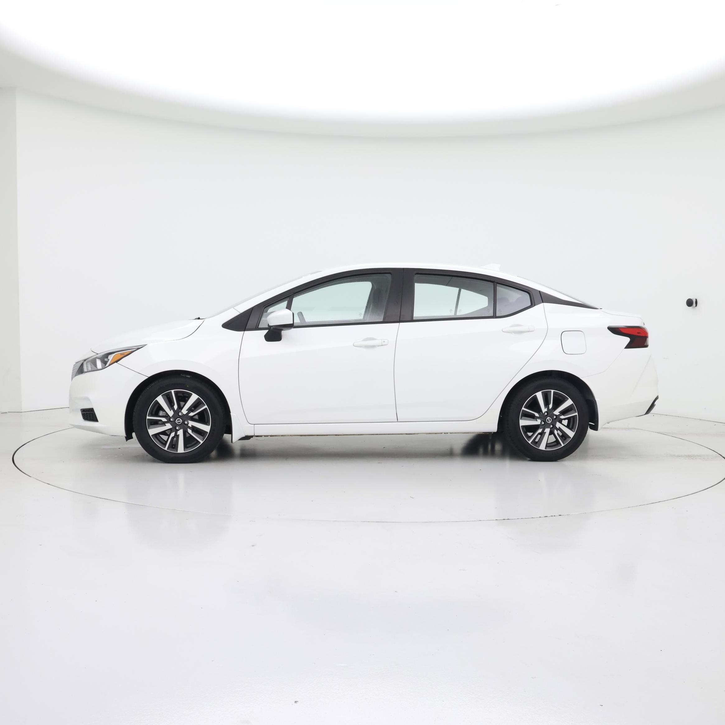 Thumbnail: 2022 Nissan Versa - 3