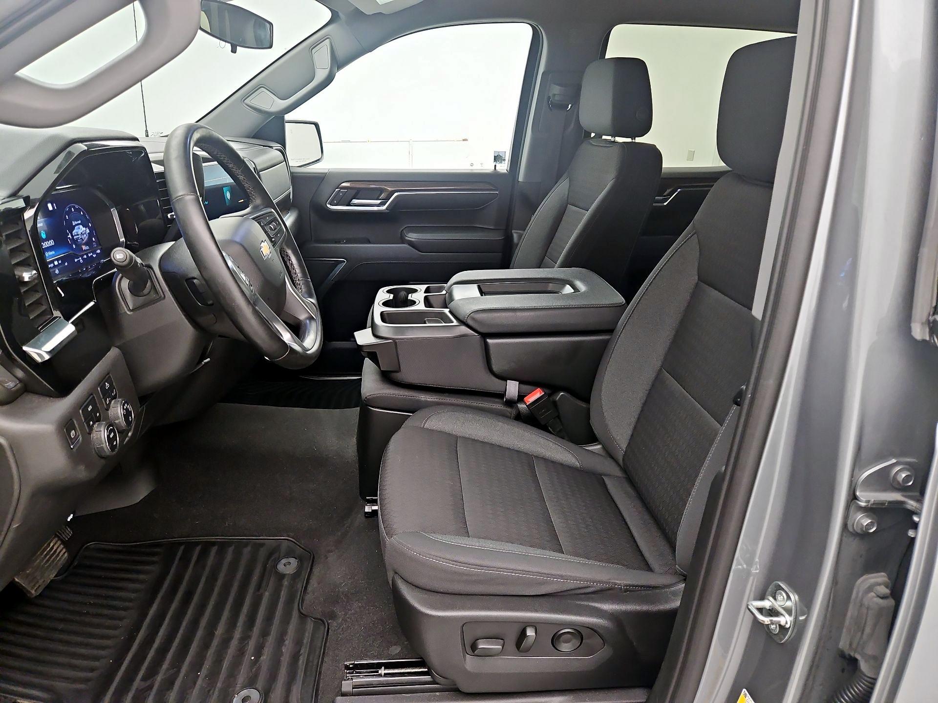 Thumbnail: 2023 Chevrolet Silverado 1500 - 11