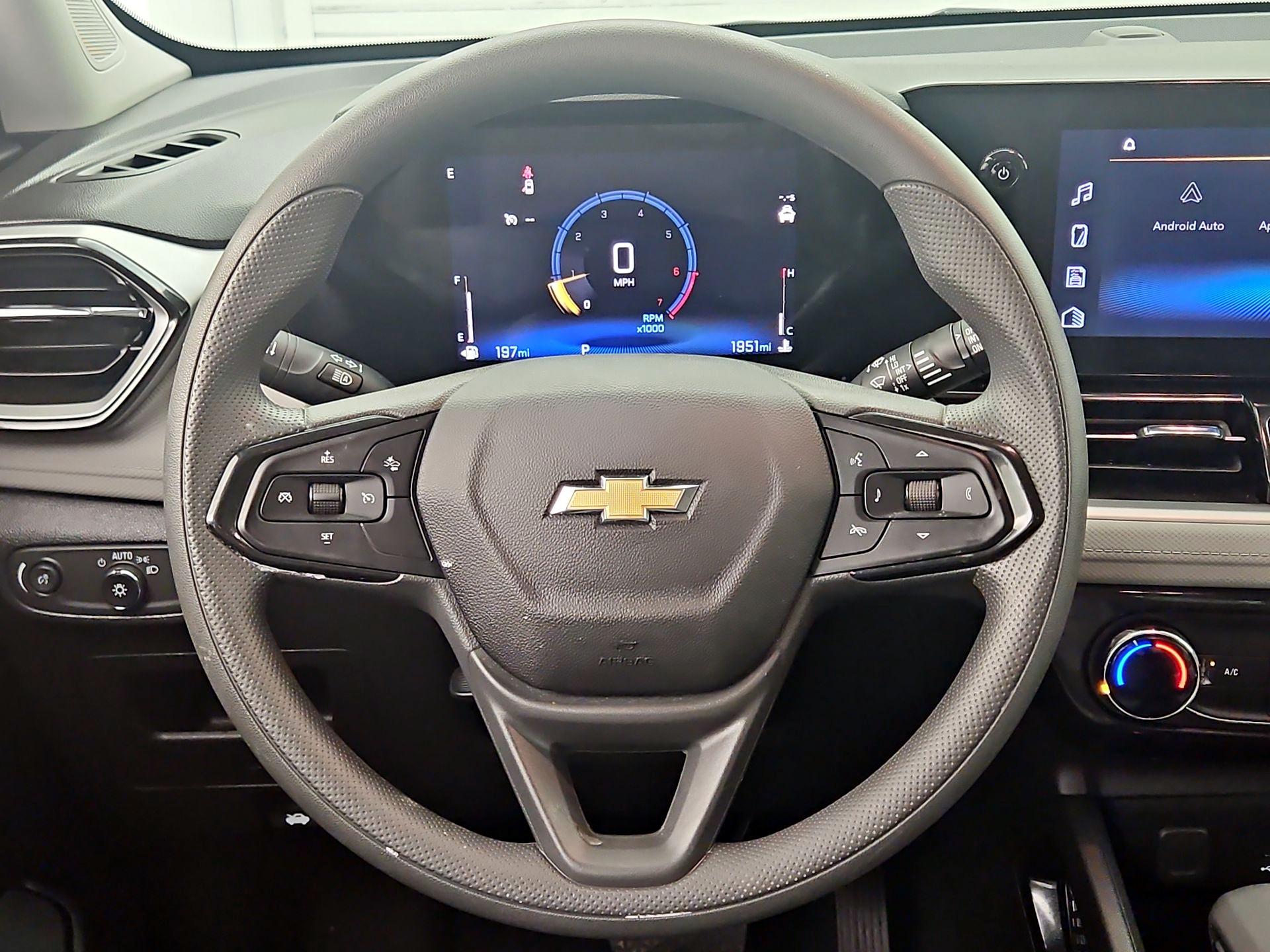 Thumbnail: 2026 Chevrolet TrailBlazer - 10