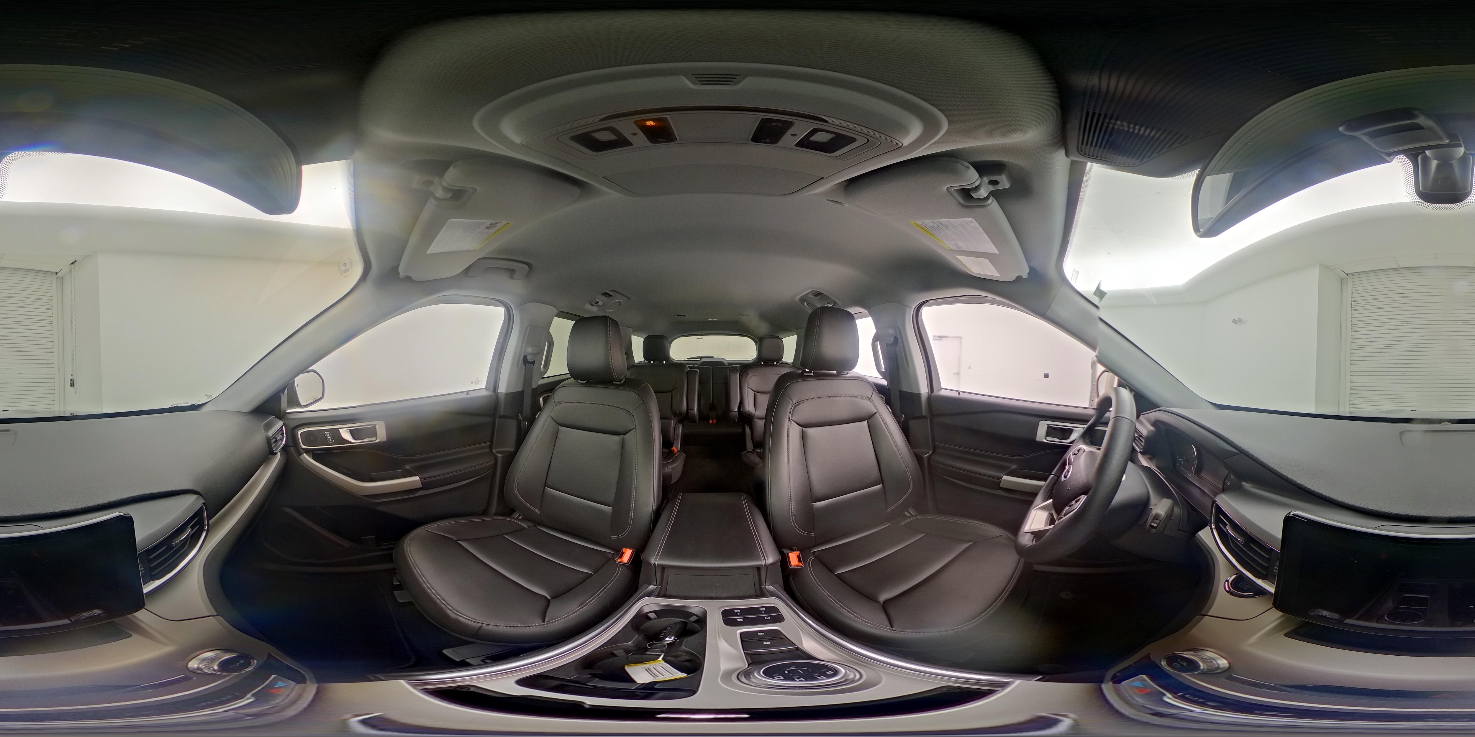 2024 Ford Explorer XLT - Photo 26