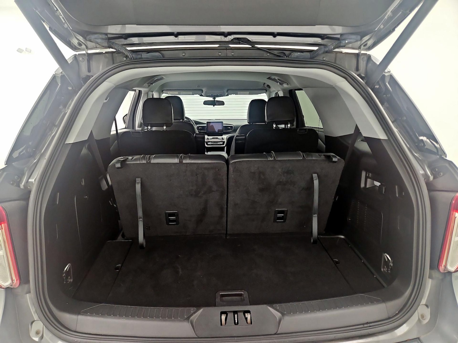 2024 Ford Explorer XLT - Photo 23