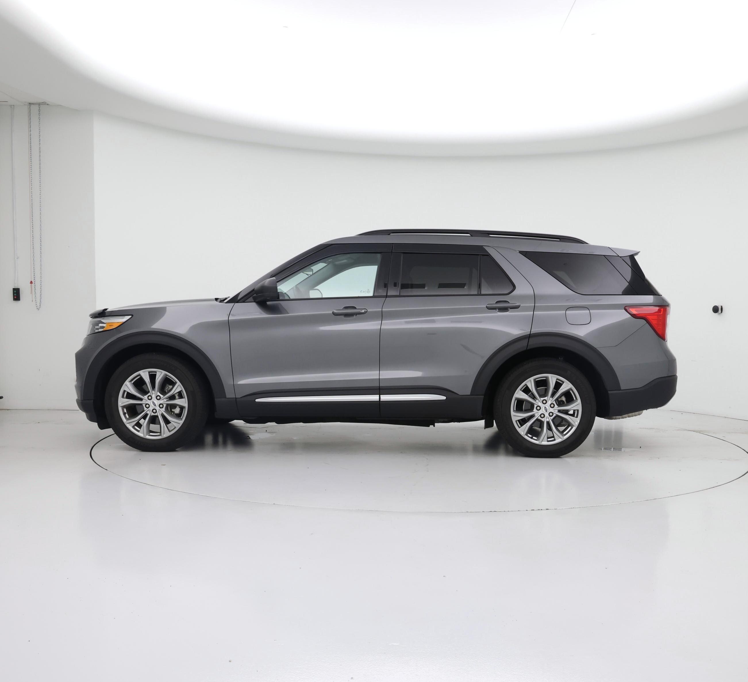 Thumbnail: 2024 Ford Explorer - 3