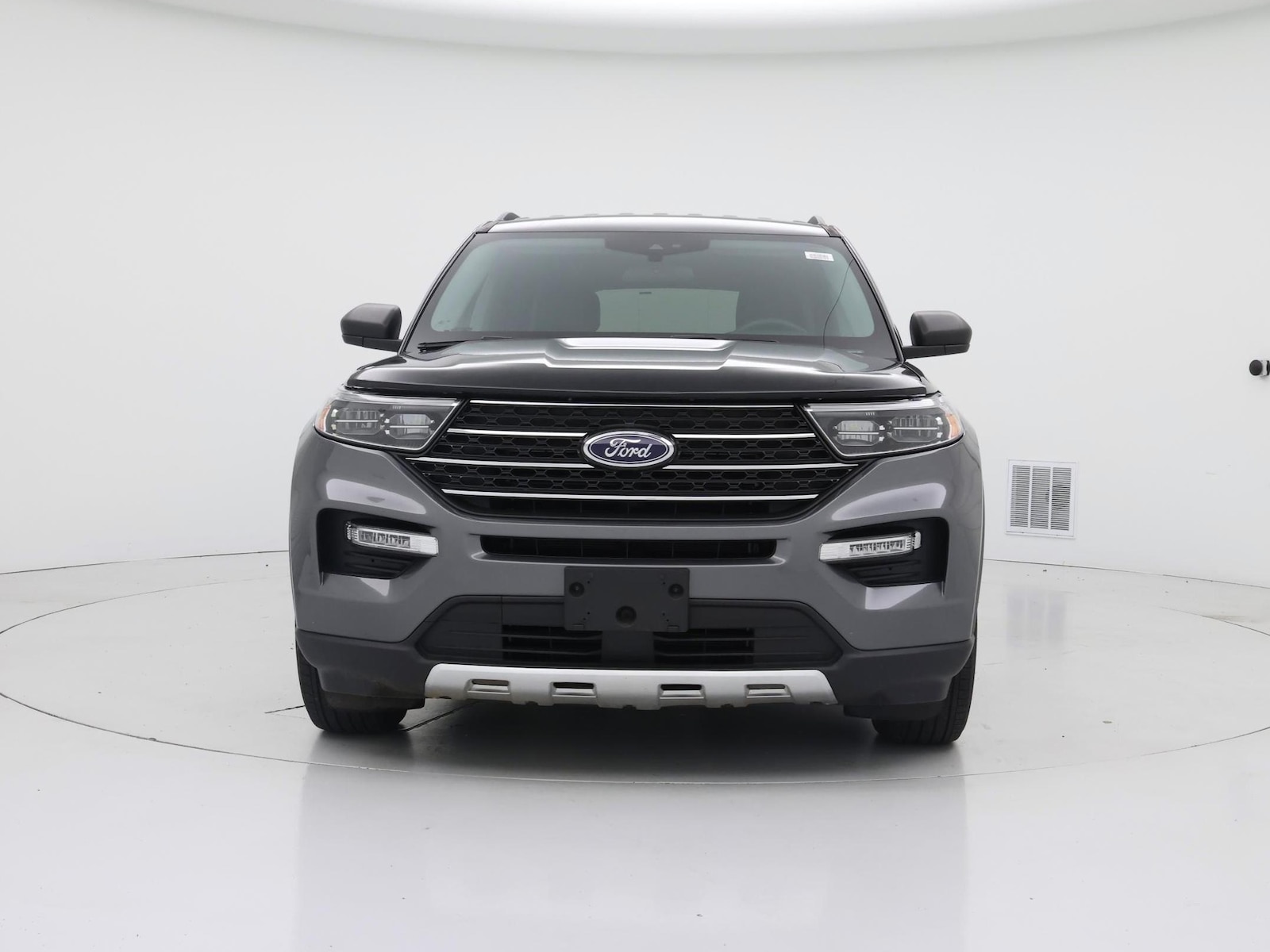2024 Ford Explorer XLT - Photo 6