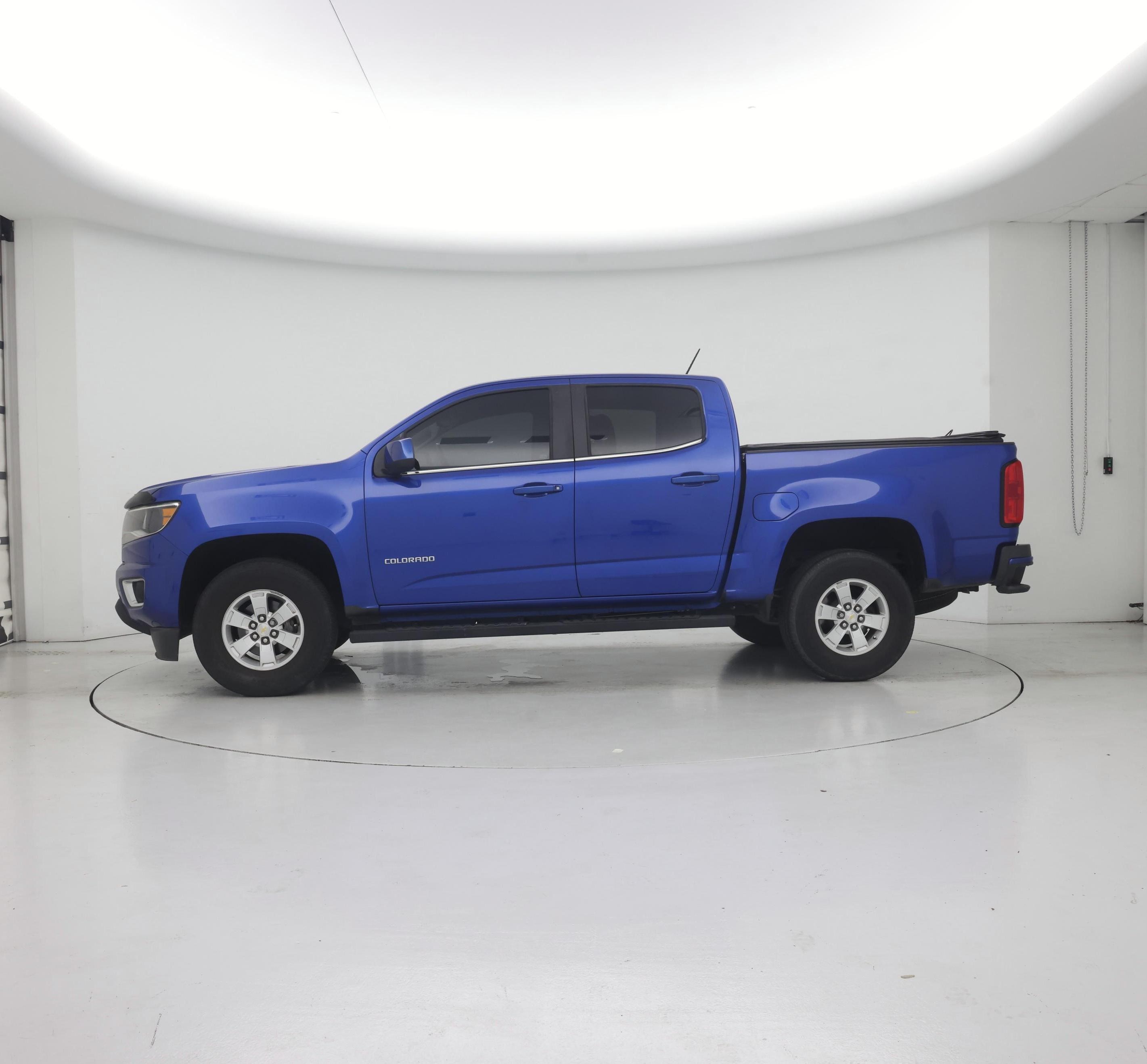Thumbnail: 2020 Chevrolet Colorado - 3