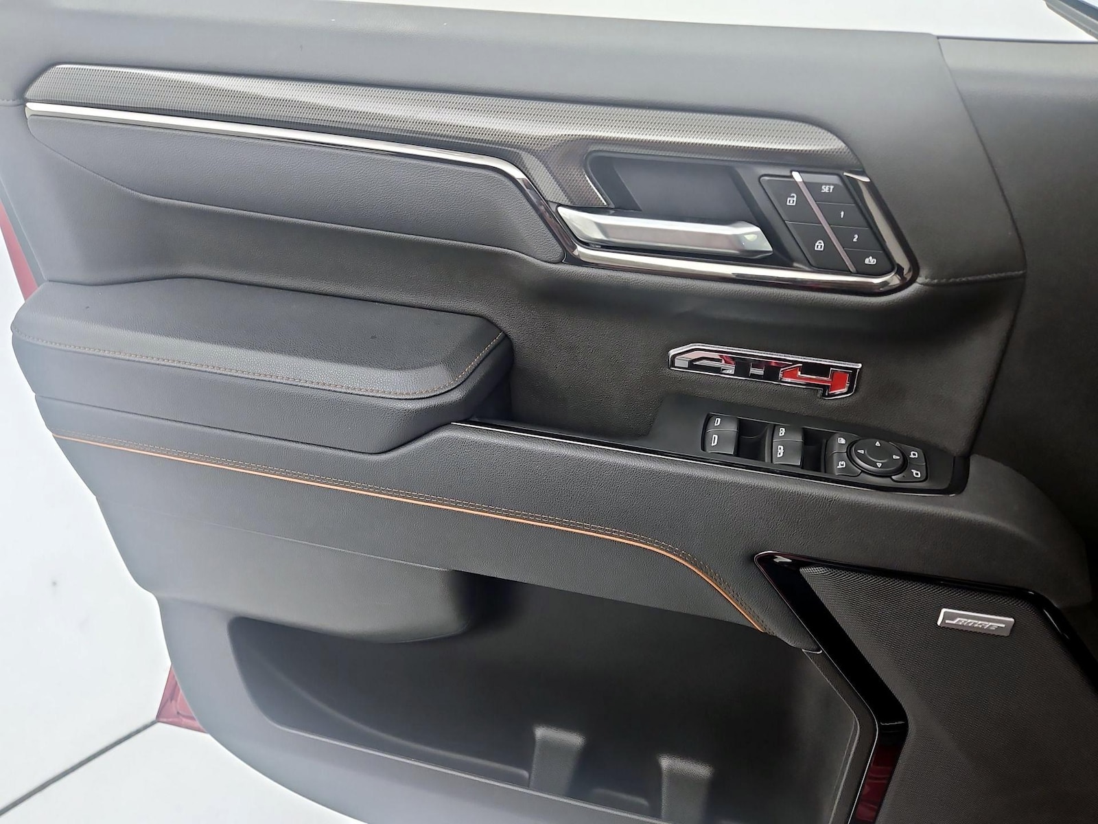 2025 GMC Sierra 1500 AT4 - Photo 13