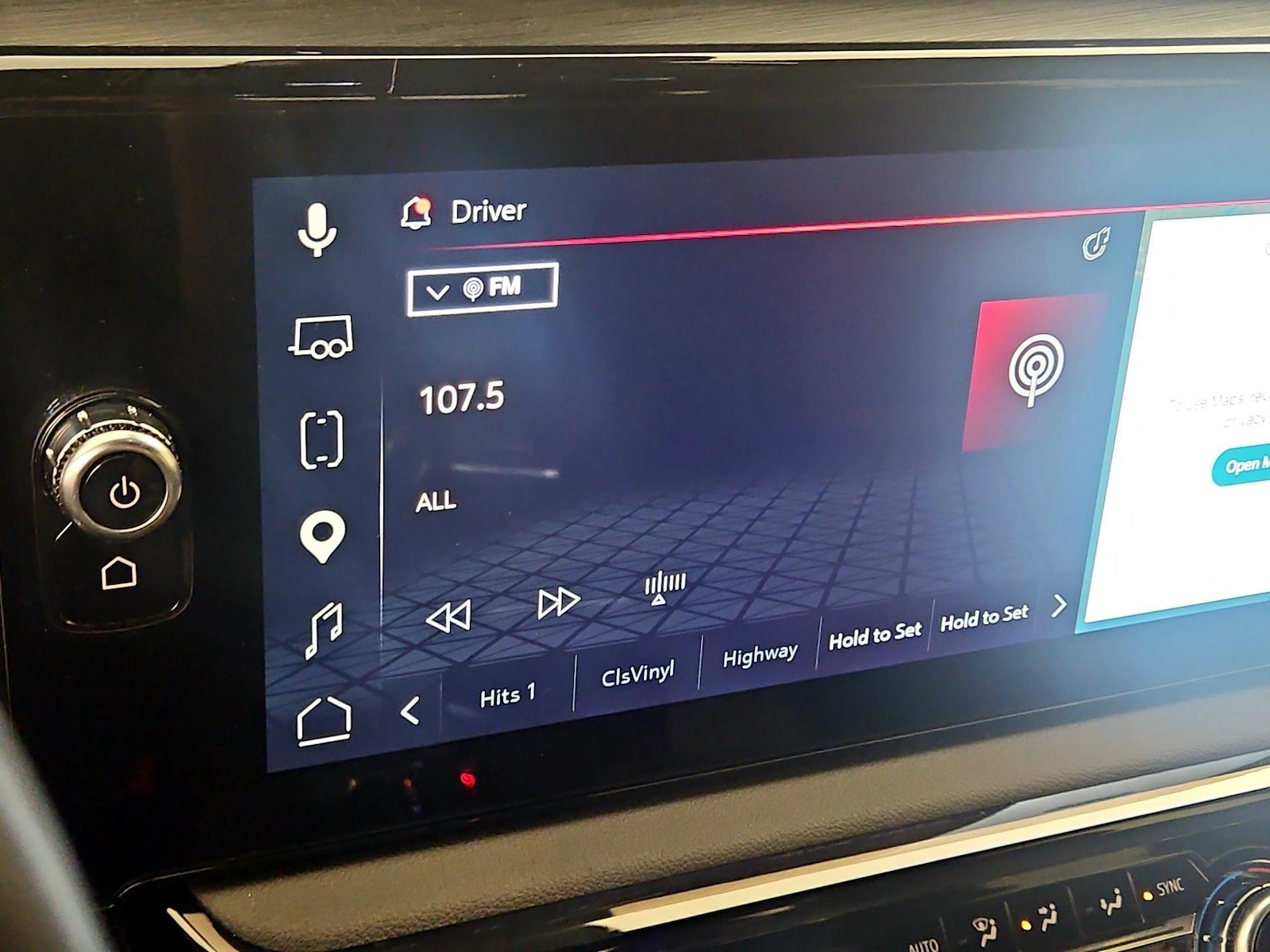 2025 GMC Sierra 1500 AT4 - Photo 16