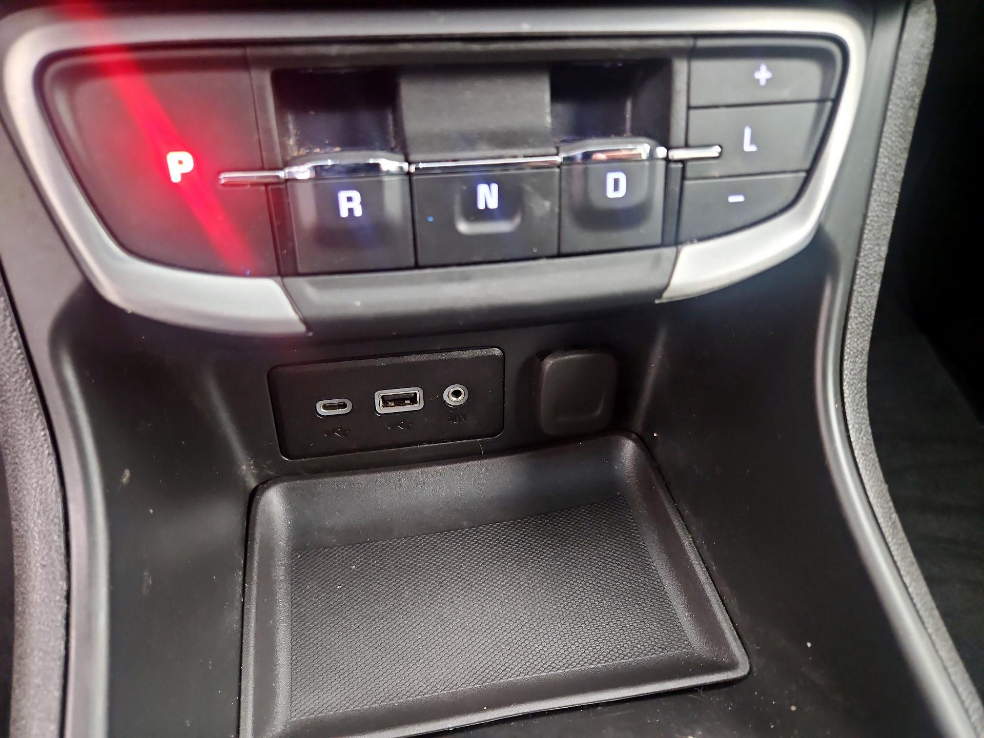 Thumbnail: 2024 GMC Terrain - 17