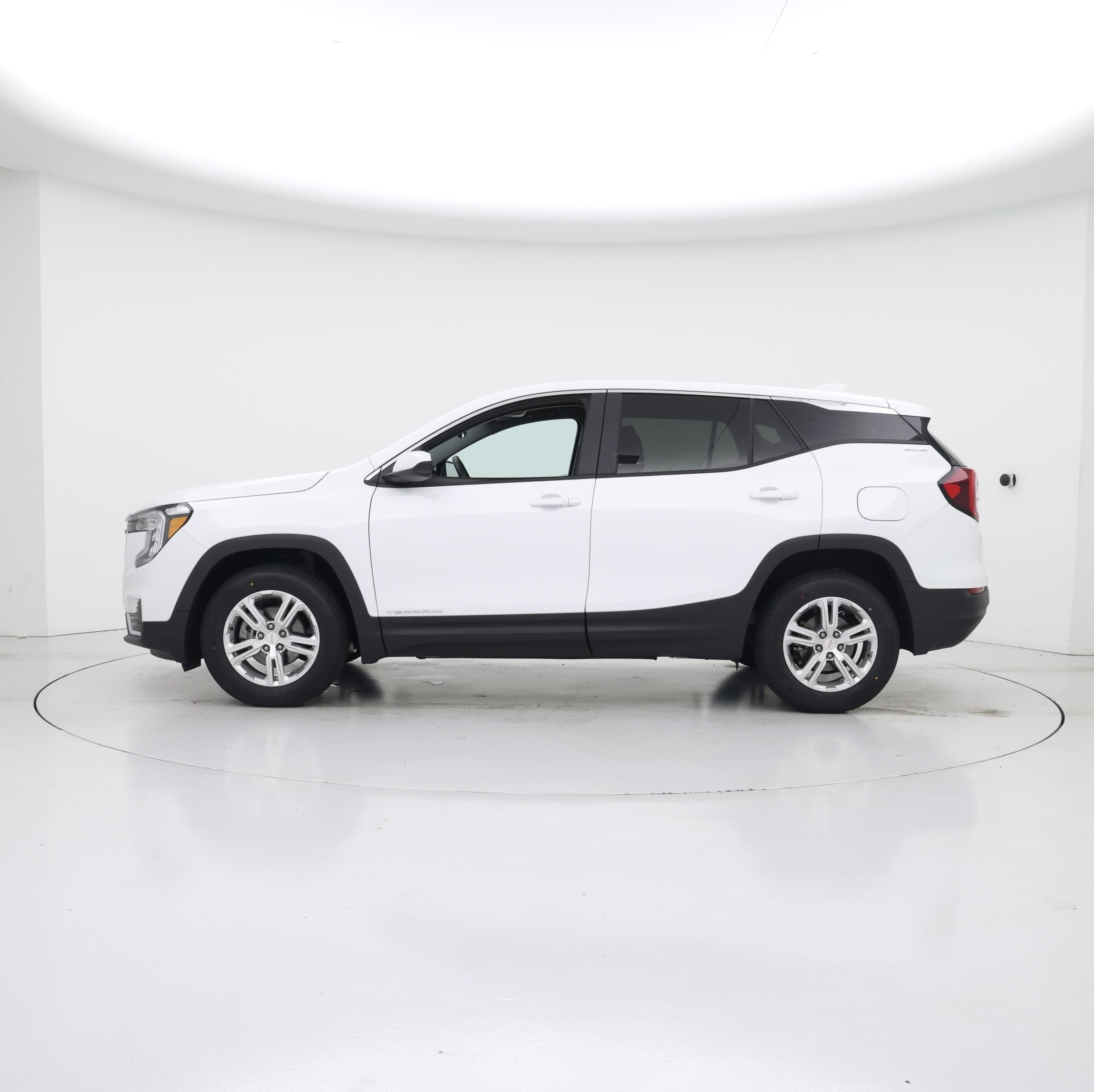 Thumbnail: 2024 GMC Terrain - 3