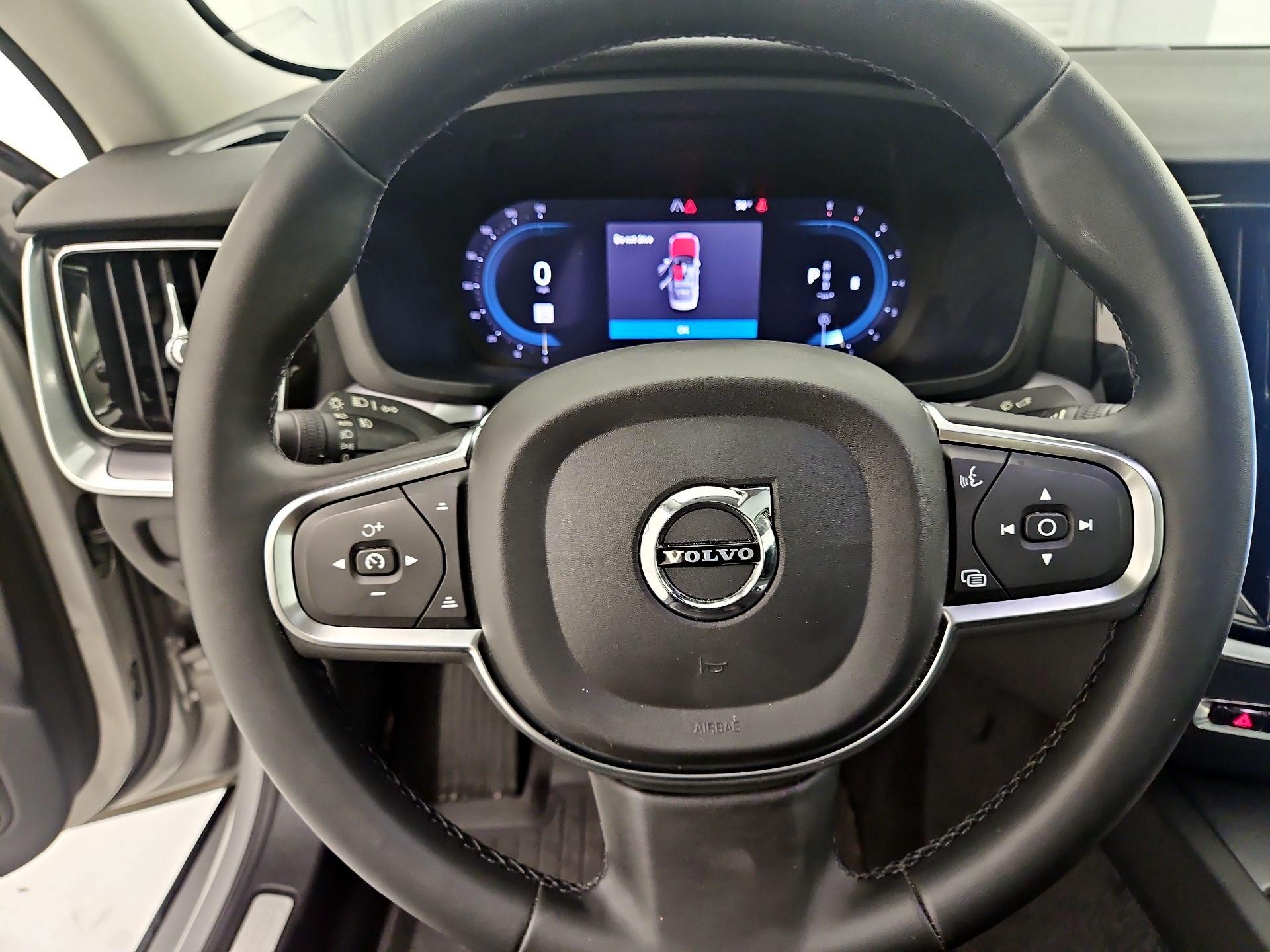 Thumbnail: 2024 Volvo S60 - 10