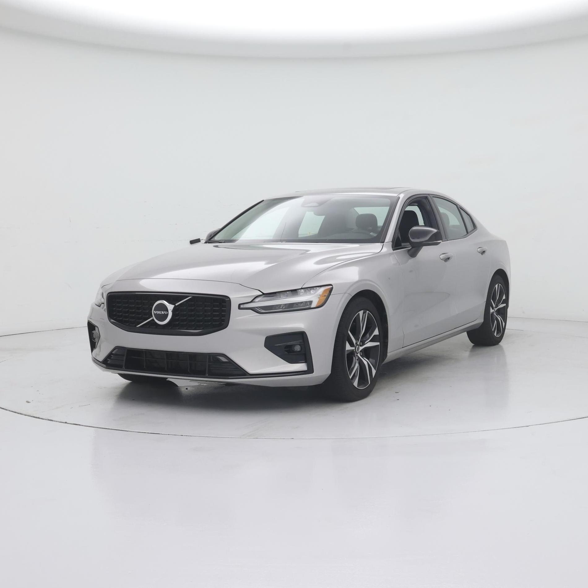 Thumbnail: 2024 Volvo S60 - 4