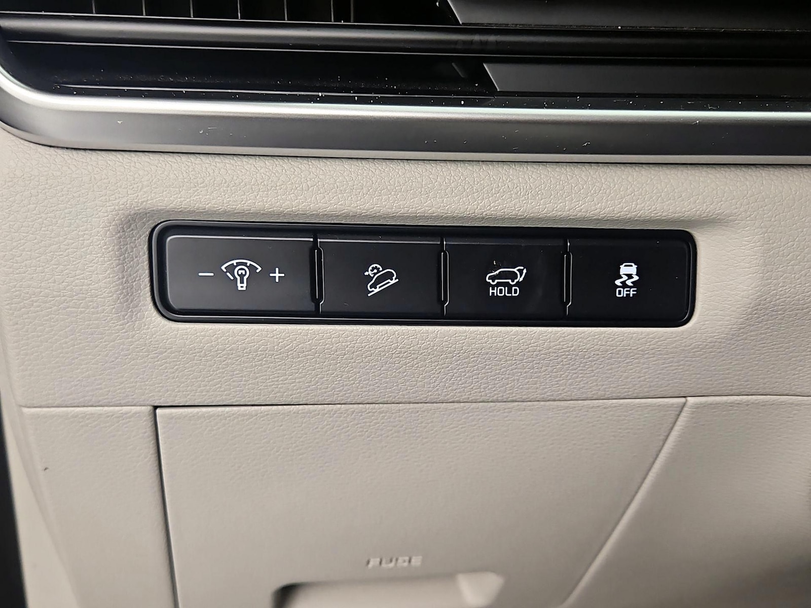 2025 Kia Telluride S - Photo 14
