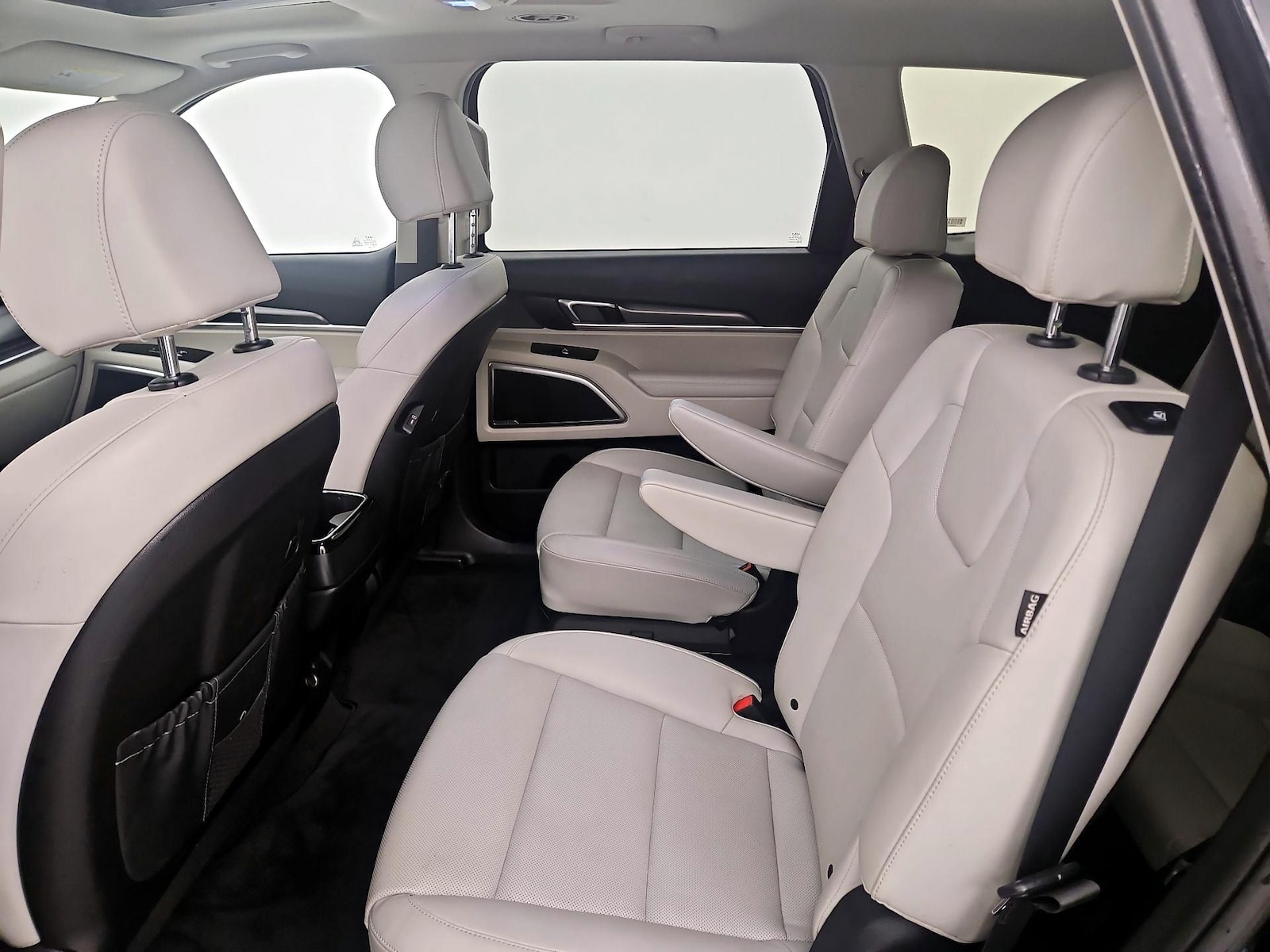 2025 Kia Telluride S - Photo 22