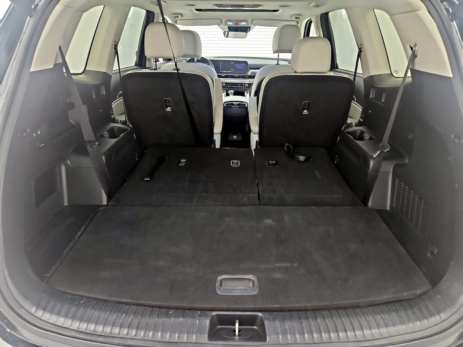 2025 Kia Telluride S - Photo 25