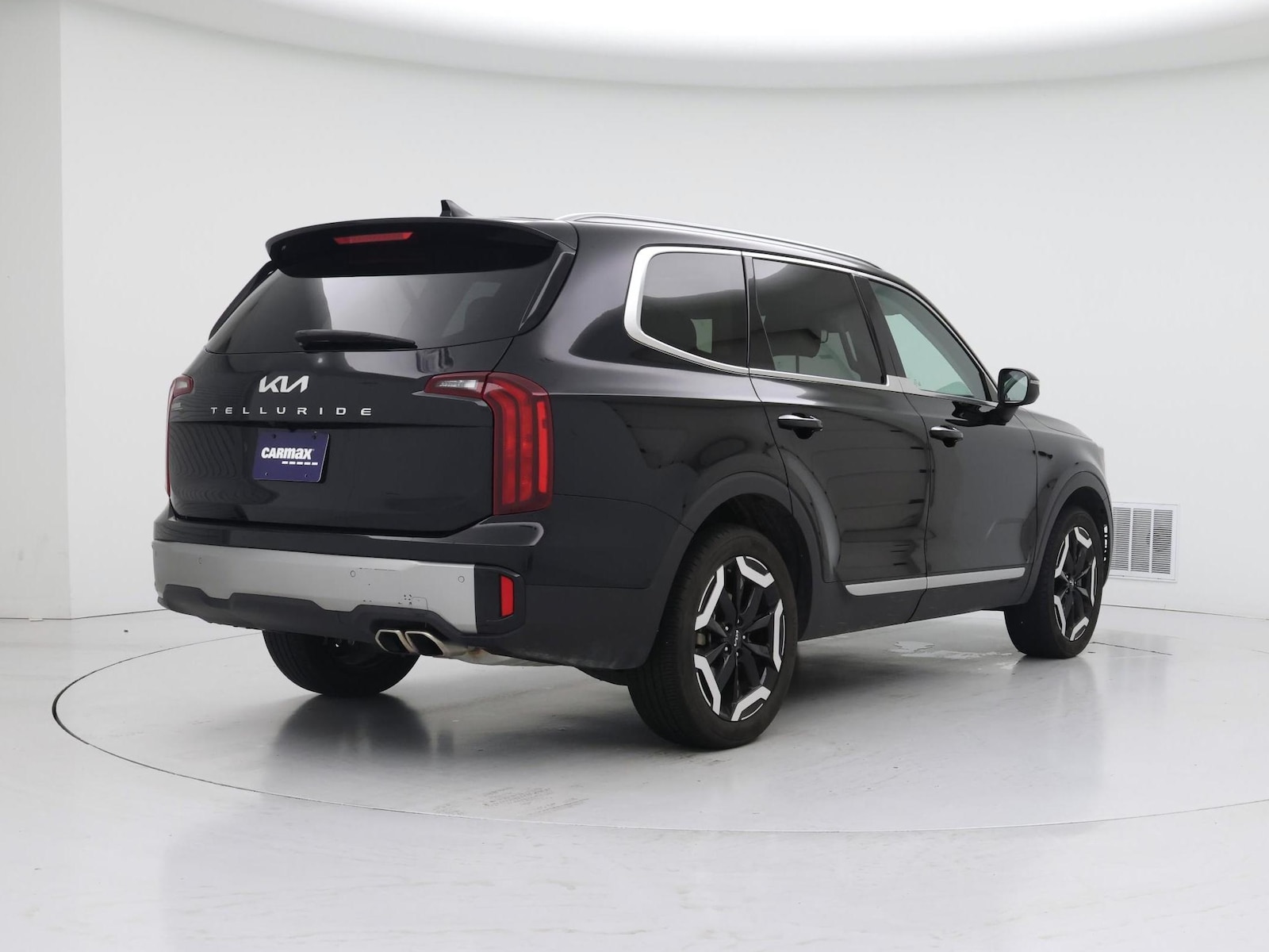 2025 Kia Telluride S - Photo 9