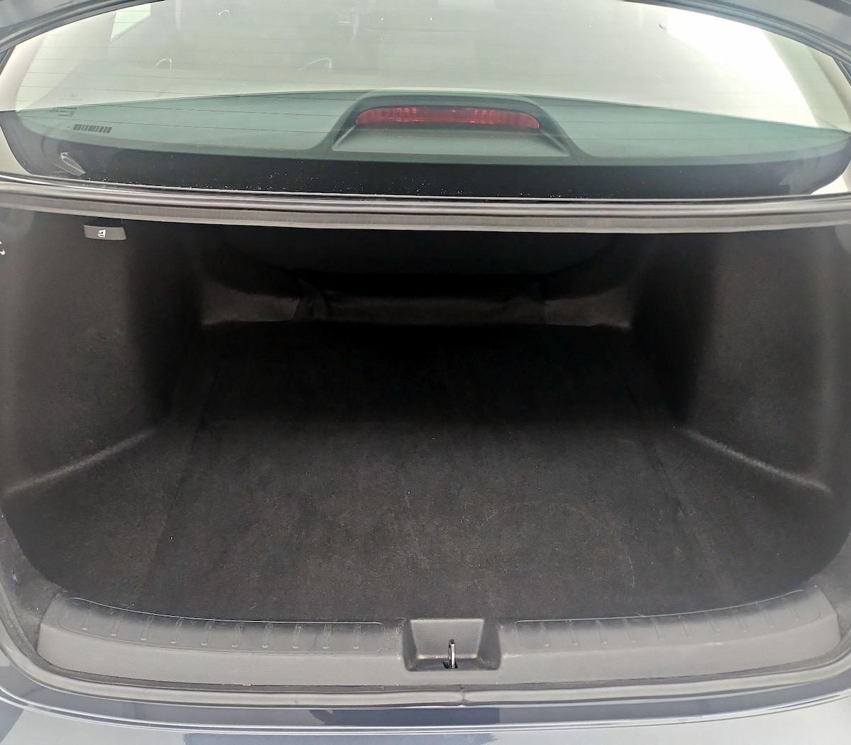 Trunk/Cargo (Seats Up)
