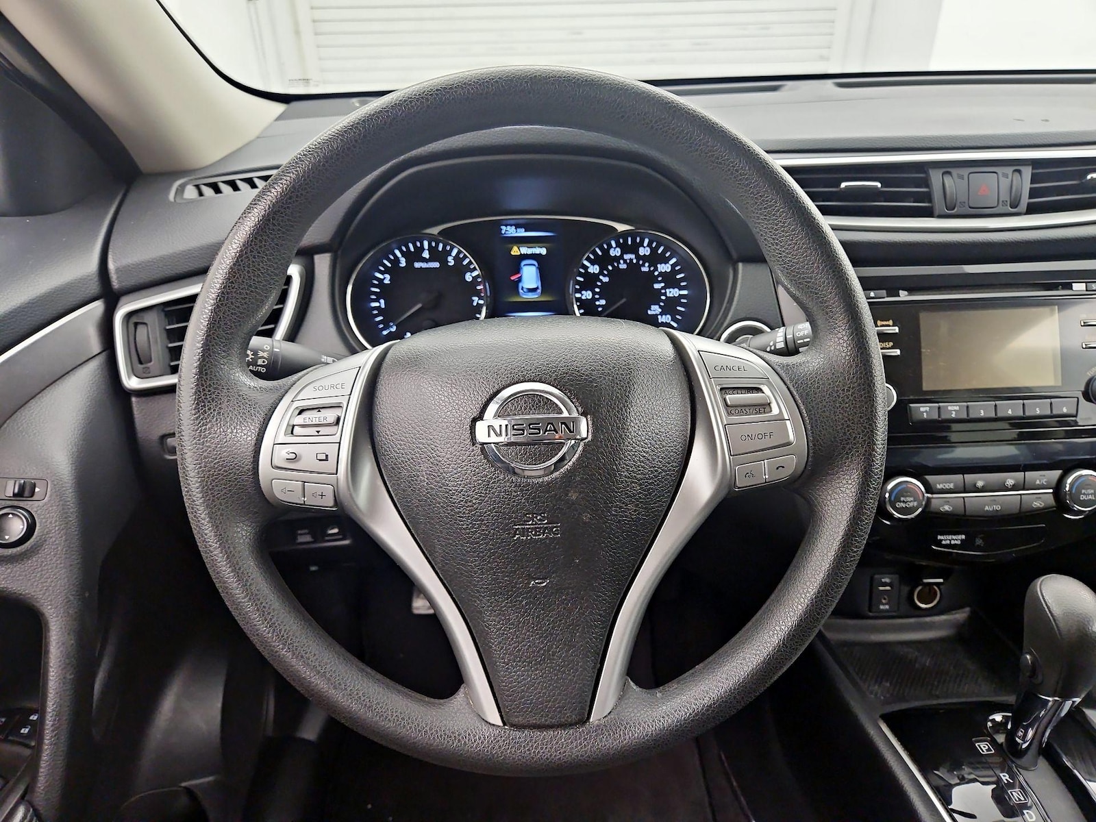 2016 Nissan Rogue SV - Photo 11