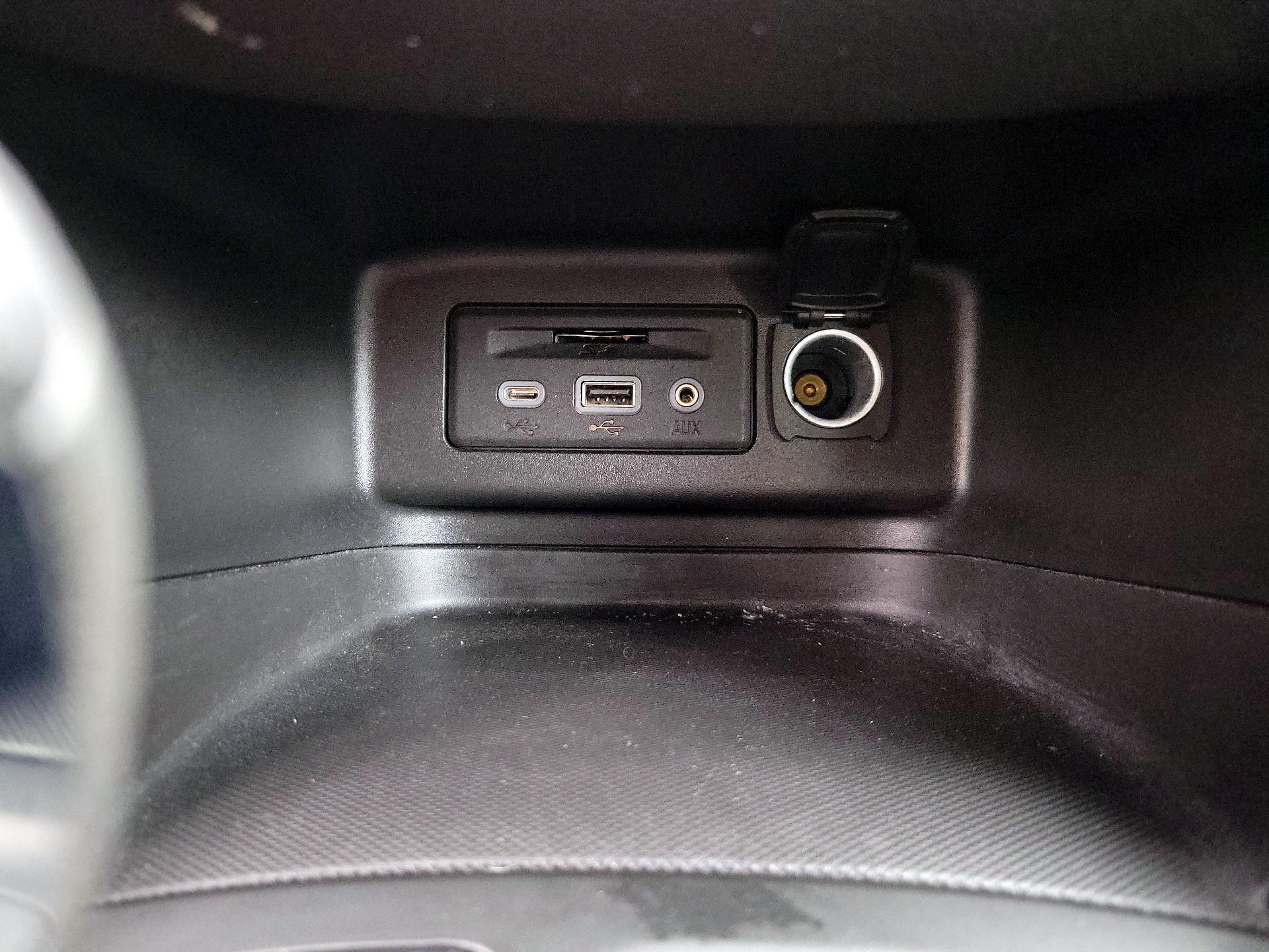 Thumbnail: 2023 Chevrolet Equinox - 18