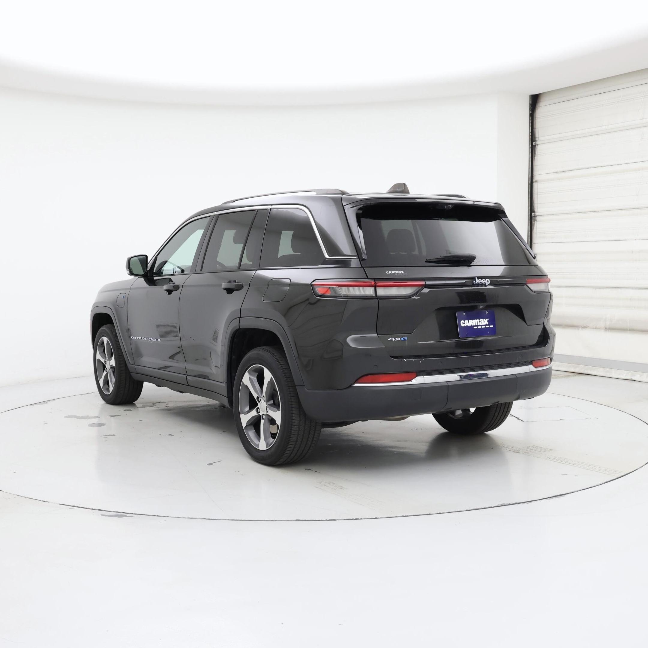 Thumbnail: 2023 Jeep Grand Cherokee - 2