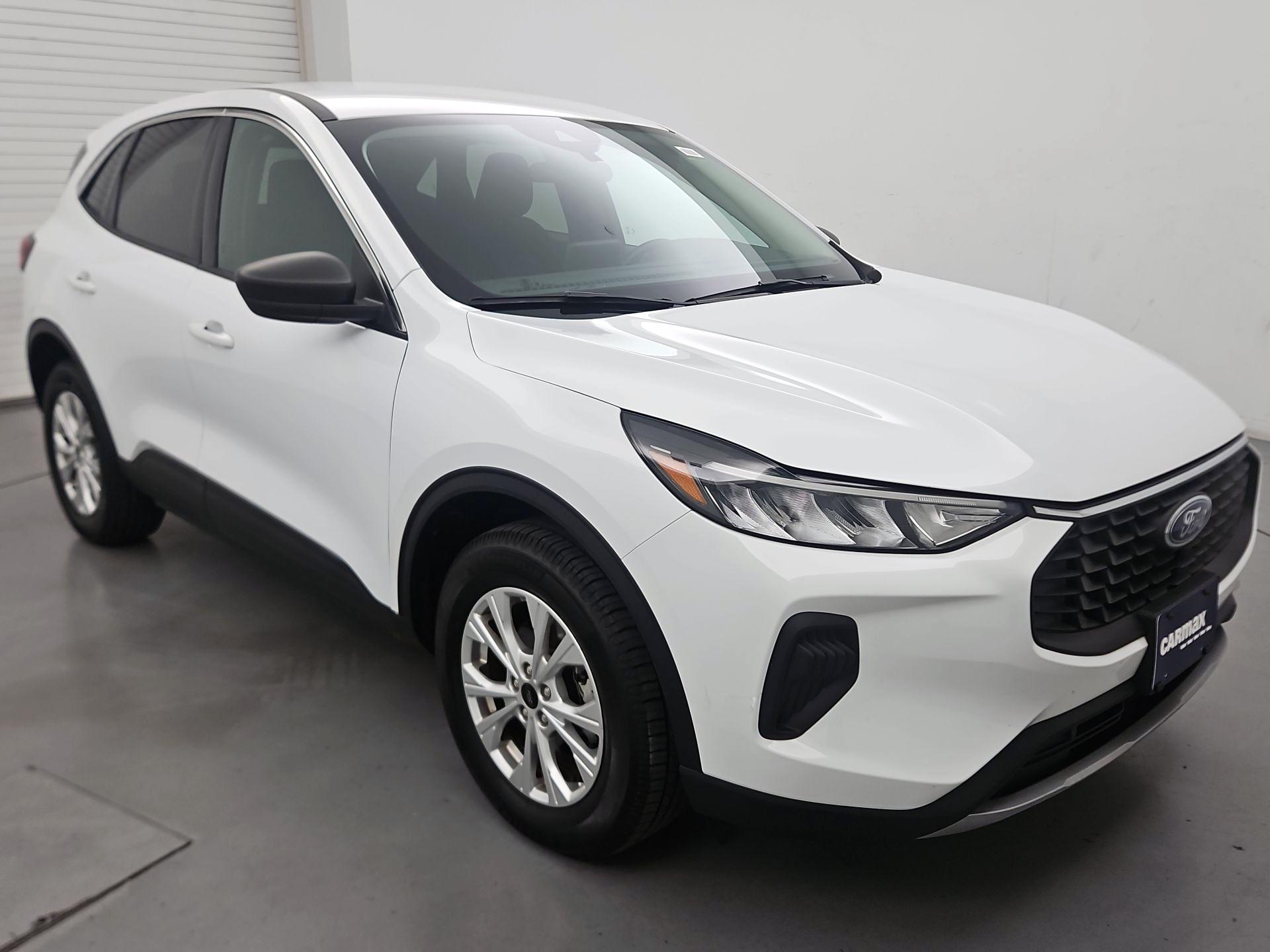 Thumbnail: 2023 Ford Escape - 1