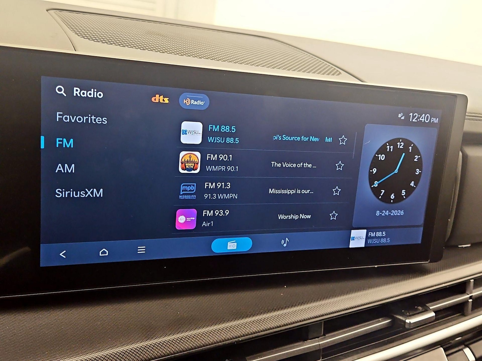 2025 Hyundai Santa Fe SEL - Photo 16