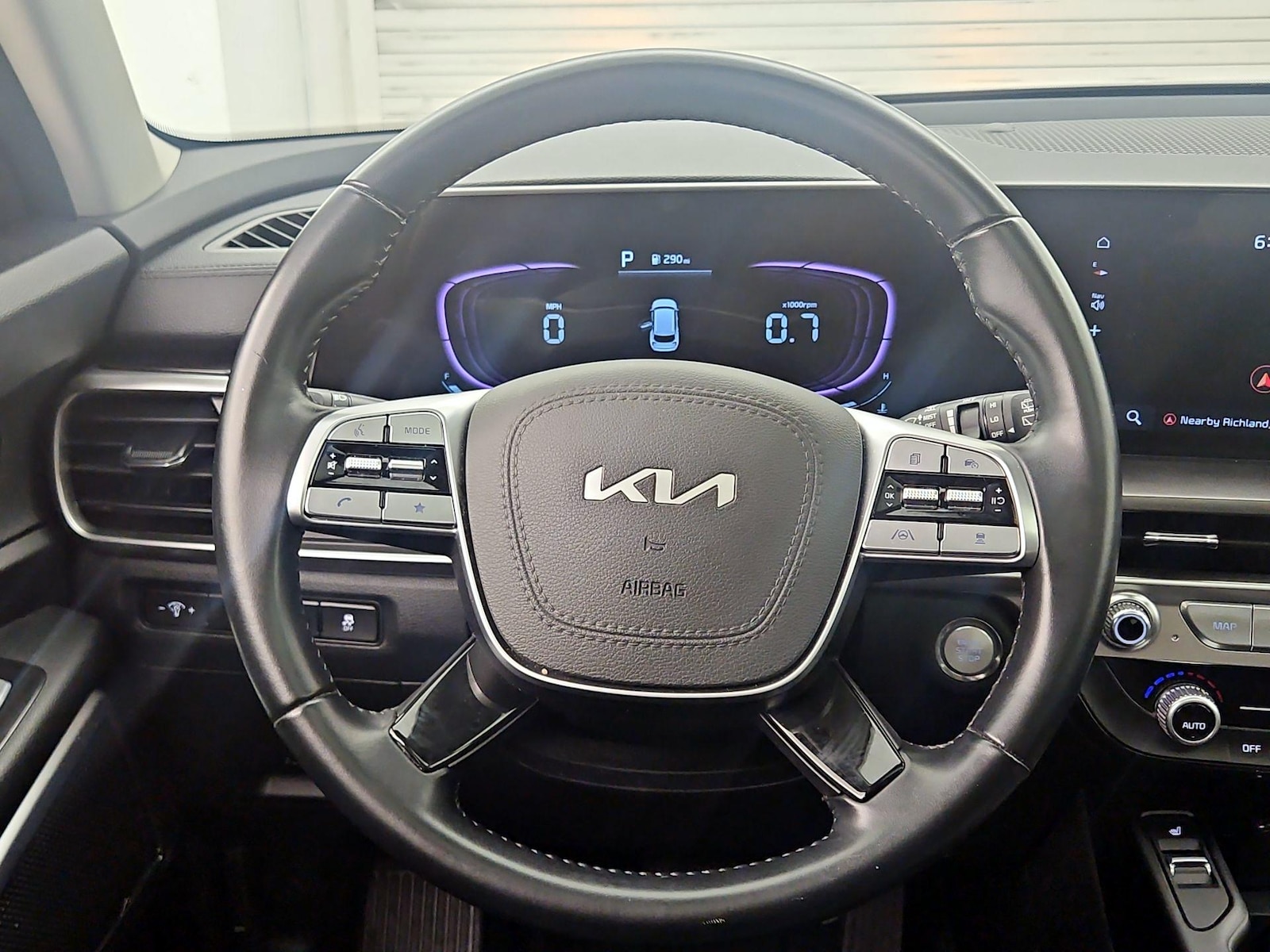 2025 Kia Telluride S - Photo 11