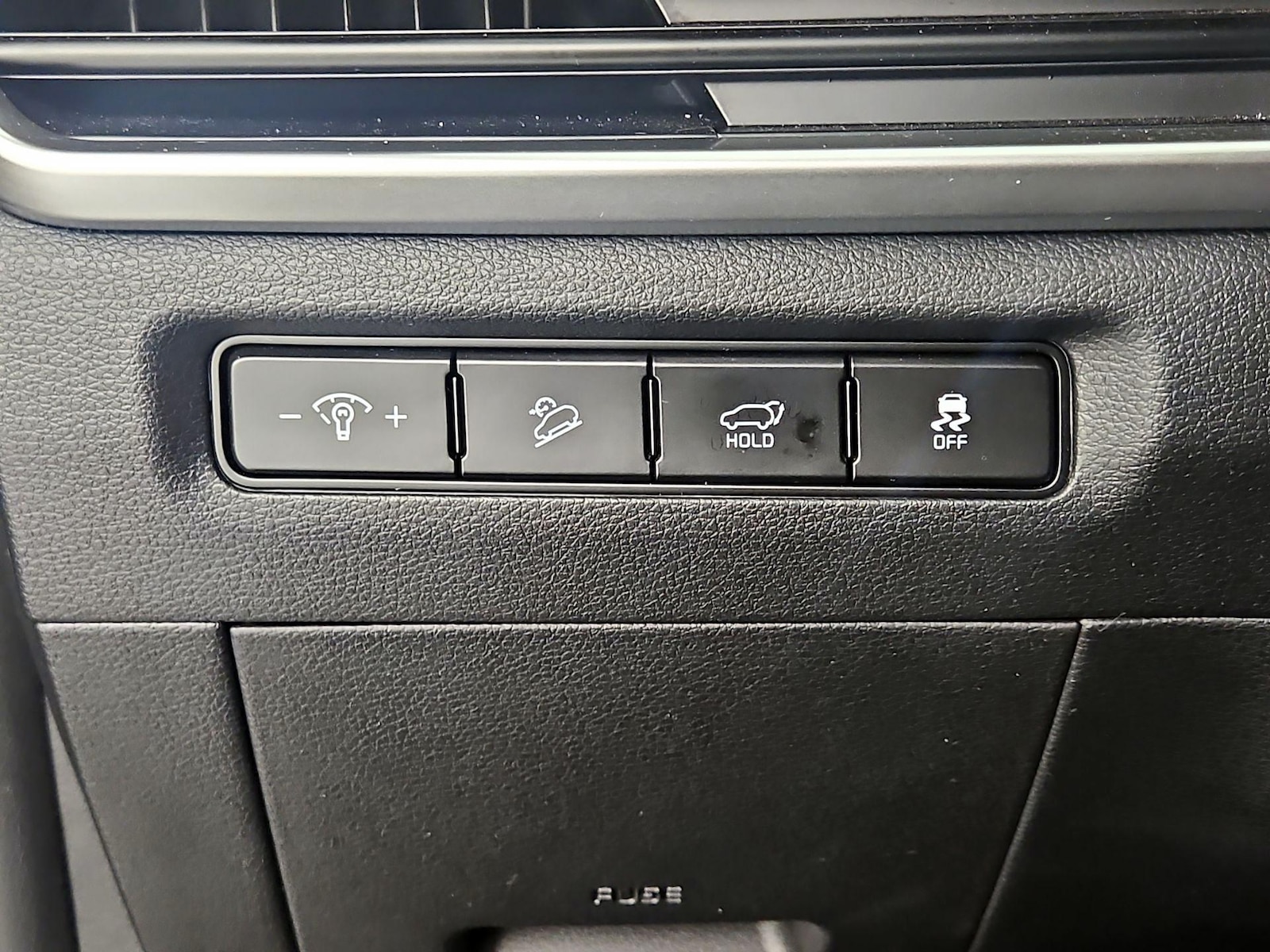 2025 Kia Telluride S - Photo 14