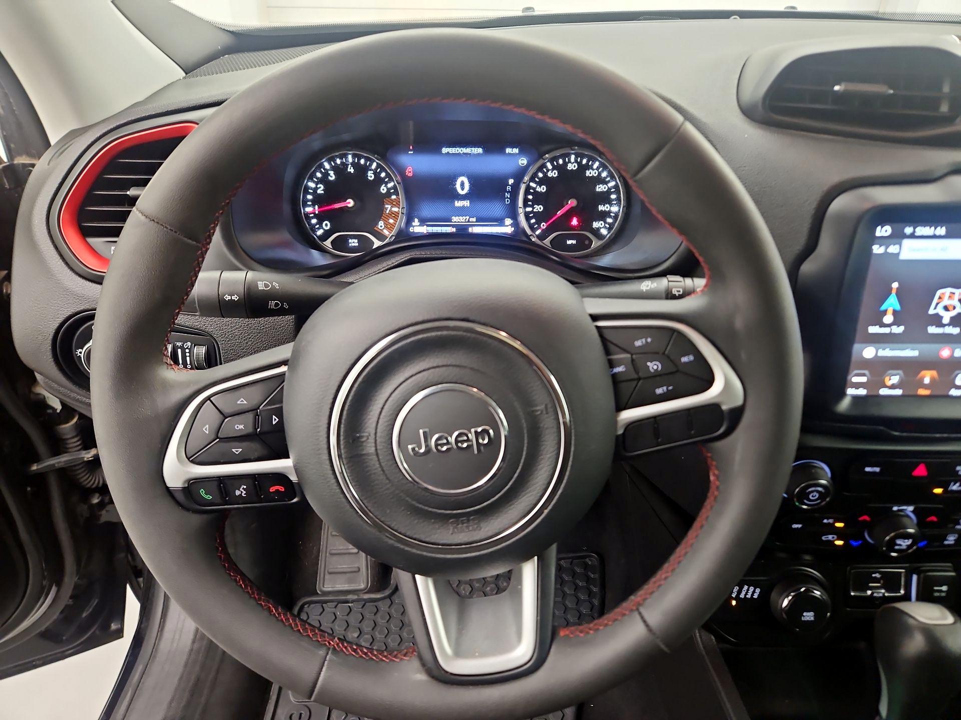 Thumbnail: 2023 Jeep Renegade - 10