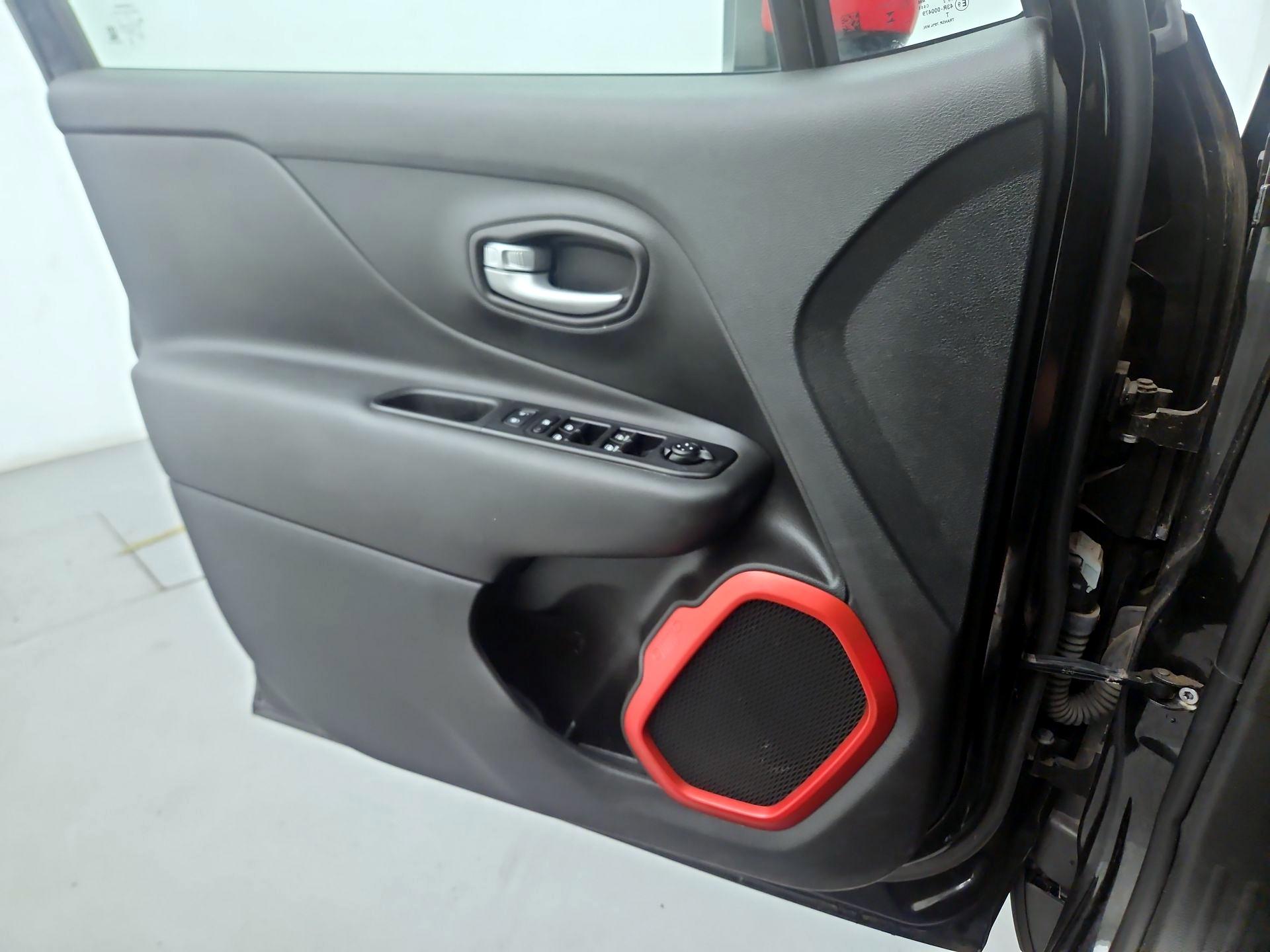 Thumbnail: 2023 Jeep Renegade - 12
