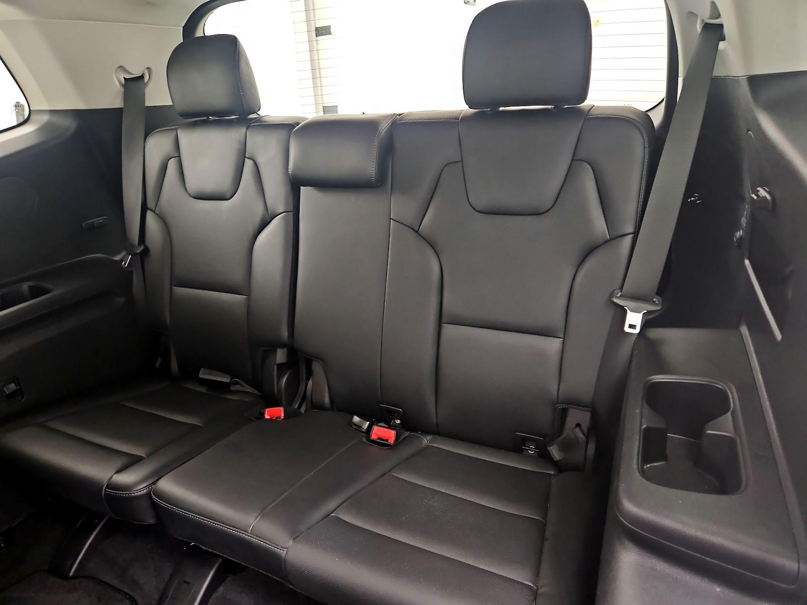 2025 Kia Telluride S - Photo 23