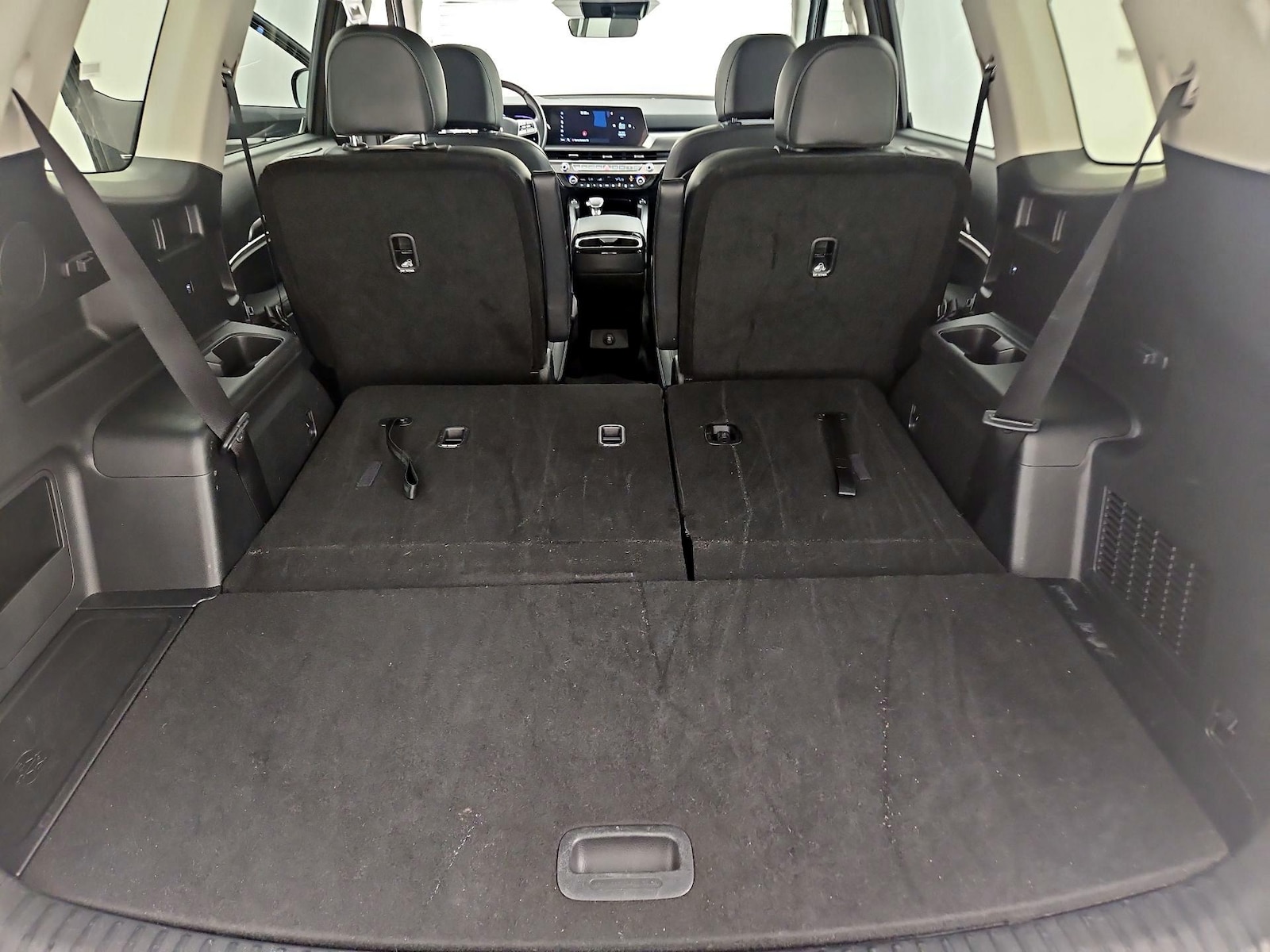 2025 Kia Telluride S - Photo 25