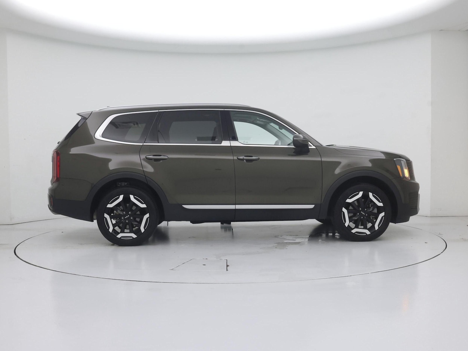 2025 Kia Telluride S - Photo 8