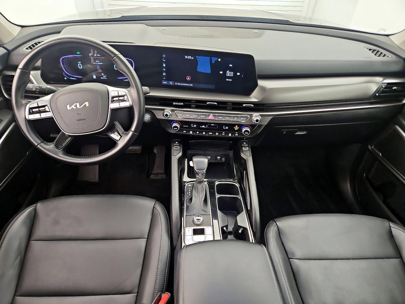 2025 Kia Telluride S - Photo 10