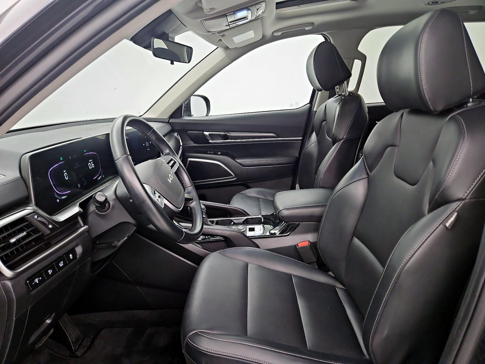 2025 Kia Telluride S - Photo 12