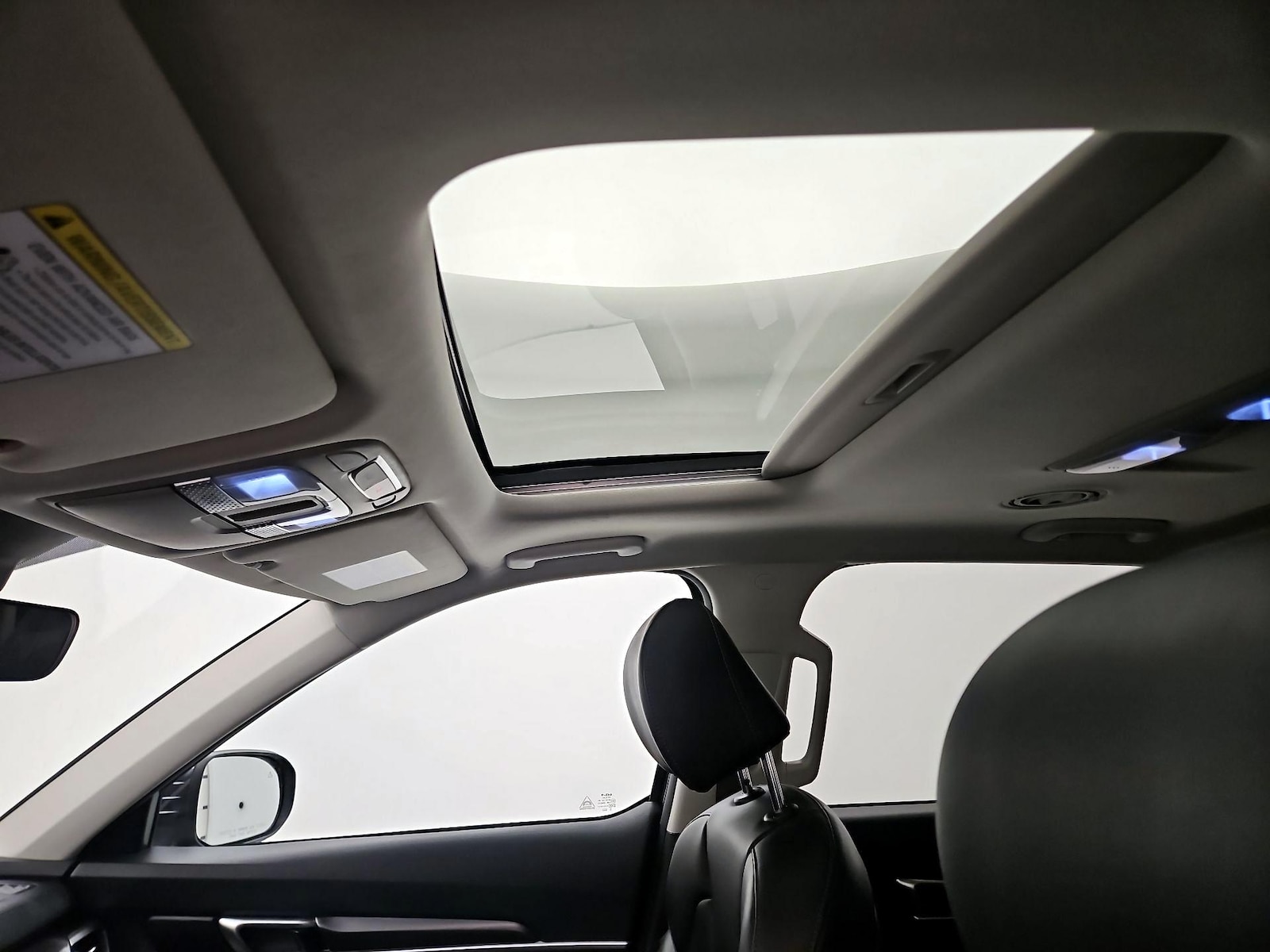2025 Kia Telluride S - Photo 21