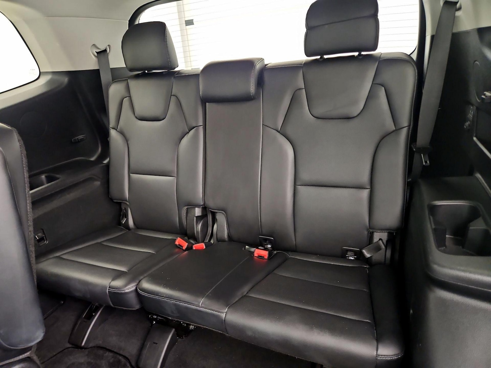 2025 Kia Telluride S - Photo 23