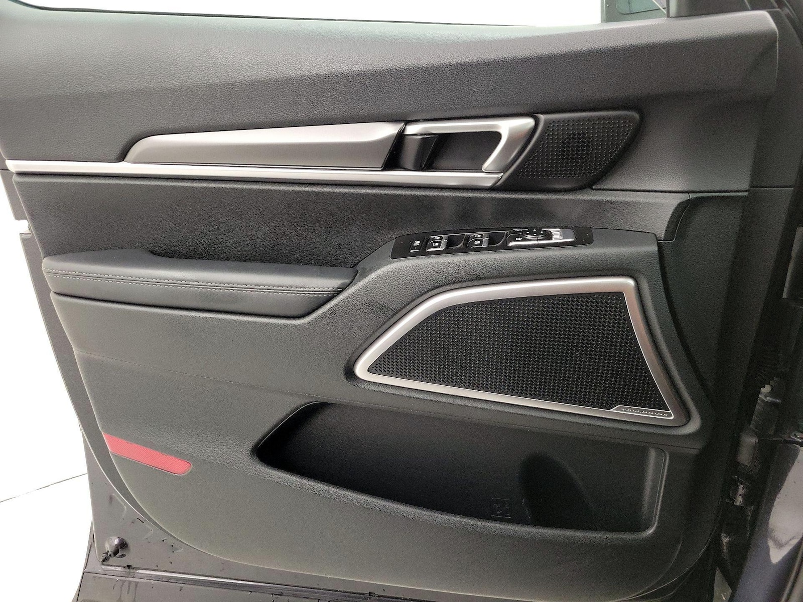 2025 Kia Telluride S - Photo 13