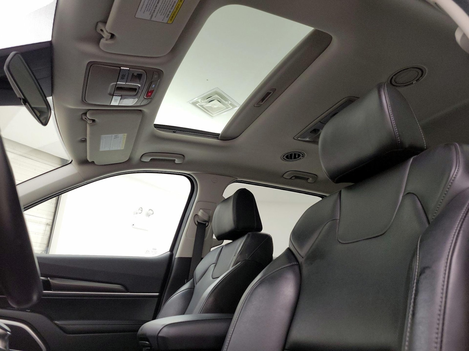 2025 Kia Telluride S - Photo 20