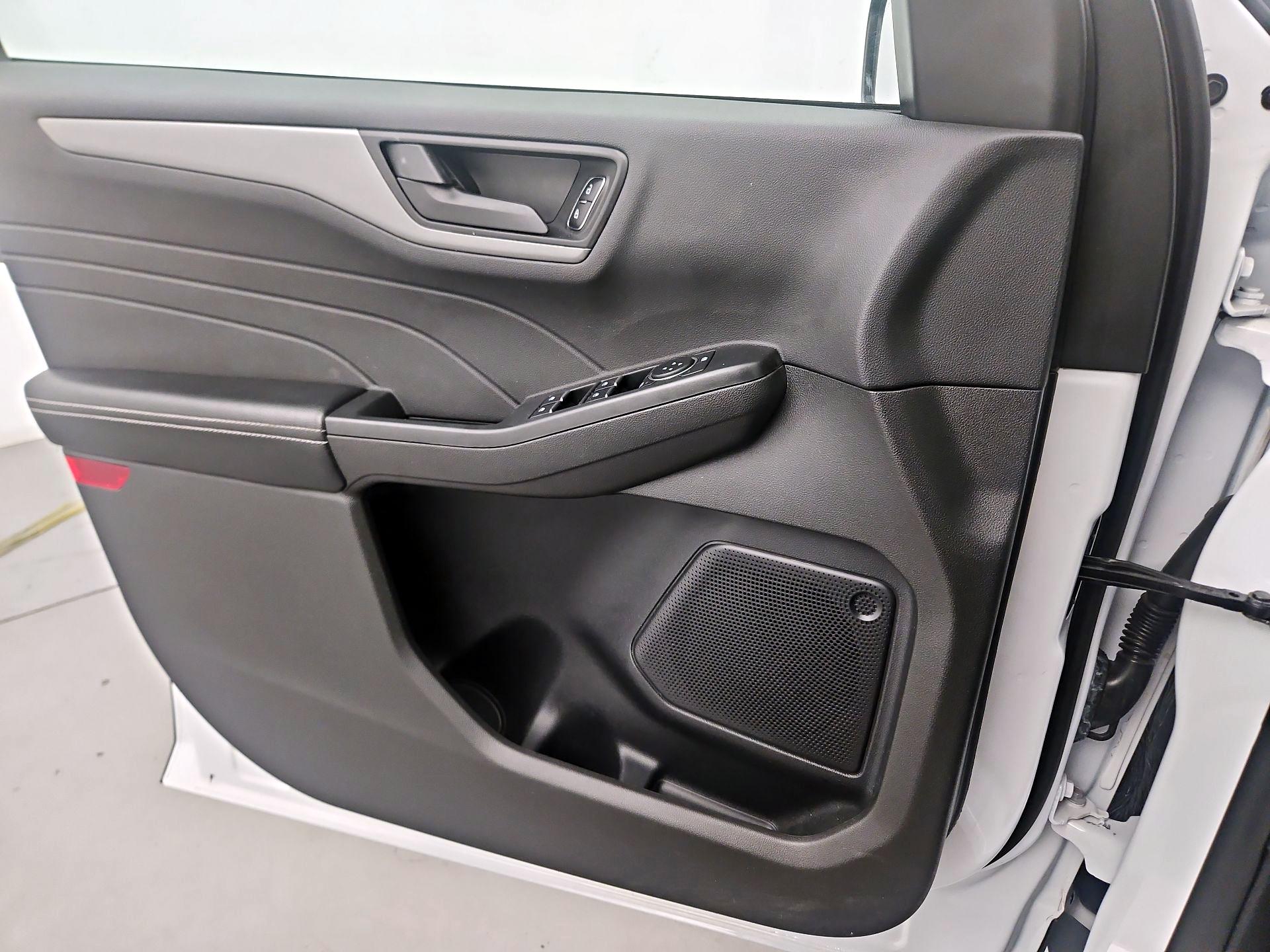 Thumbnail: 2024 Ford Escape - 10