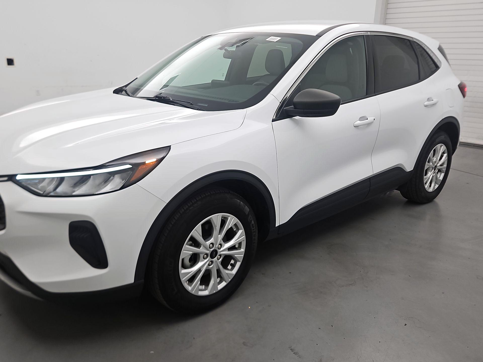 Thumbnail: 2024 Ford Escape - 2