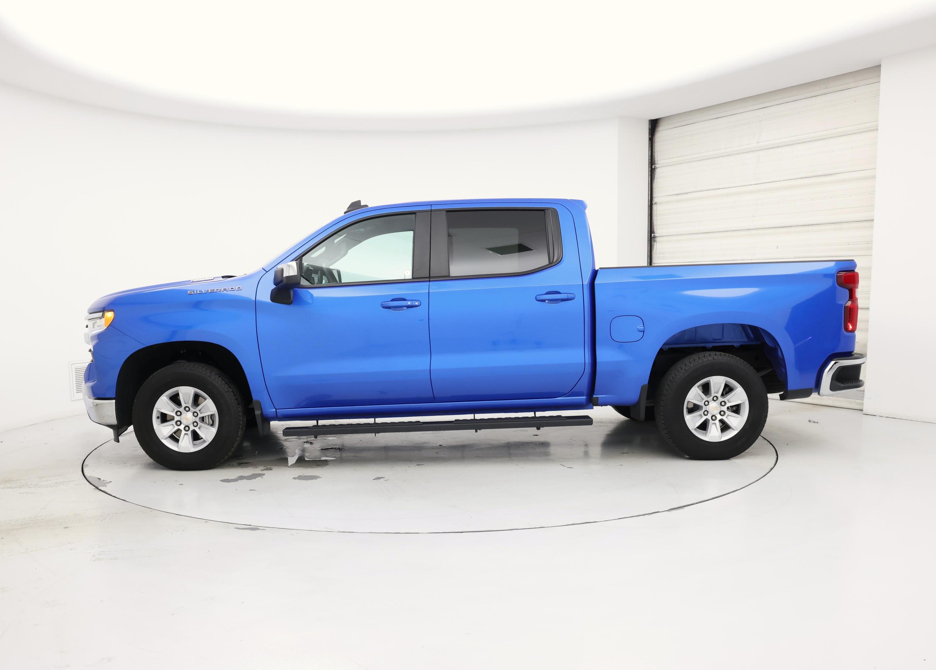 Thumbnail: 2025 Chevrolet Silverado 1500 - 3