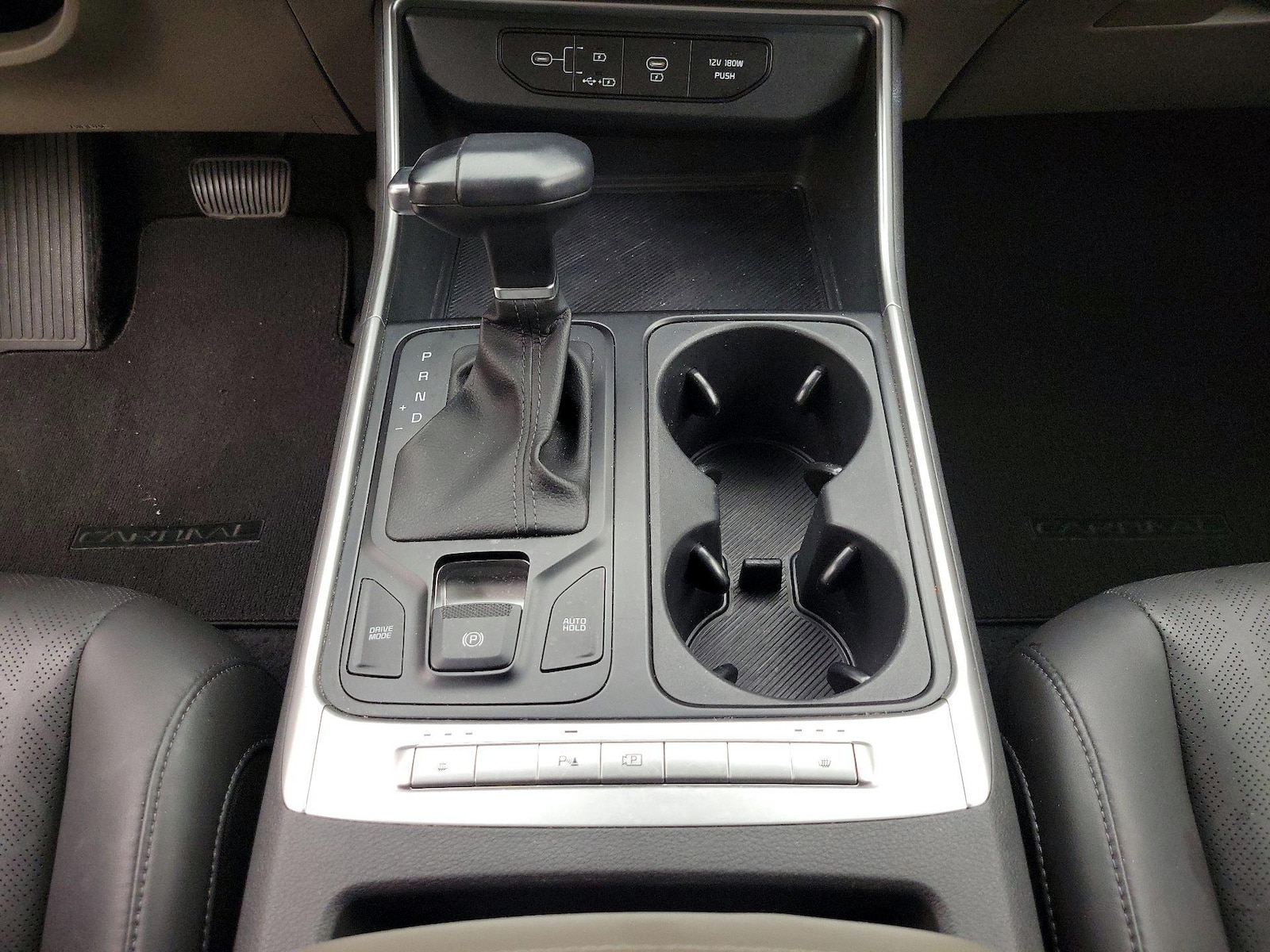 2025 Kia Carnival LXS - Photo 19