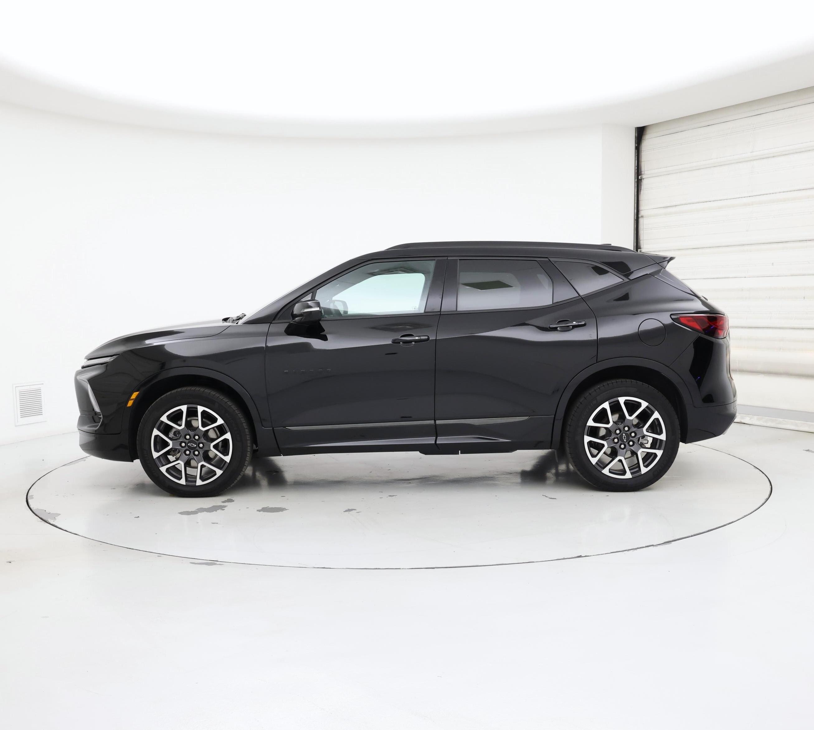 Thumbnail: 2025 Chevrolet Blazer - 3